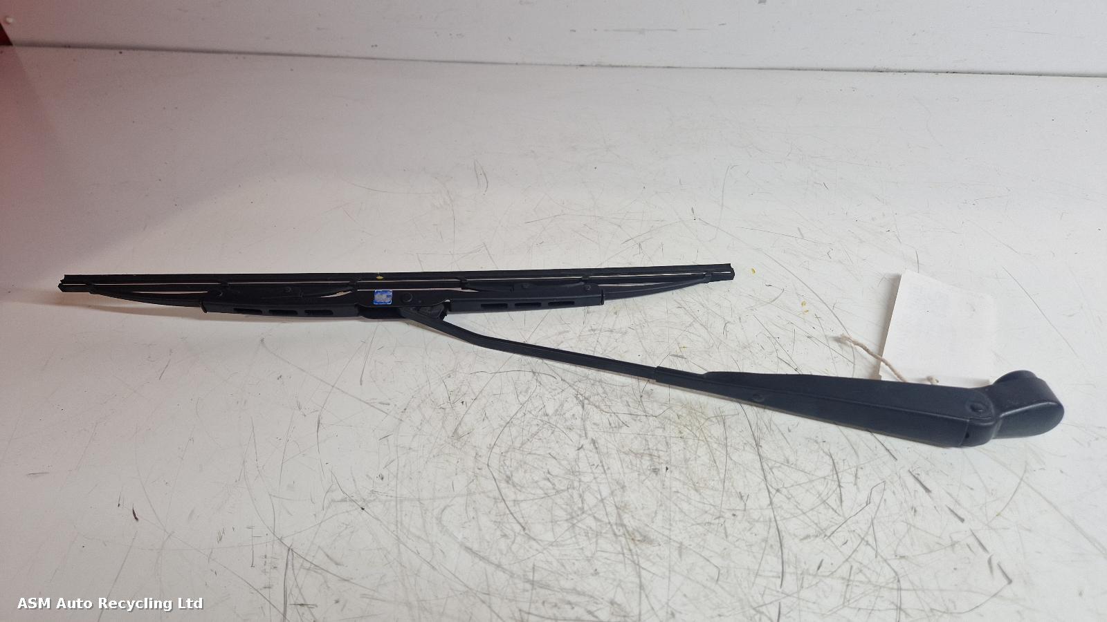View Auto part Wiper Arm Toyota Prius 2008
