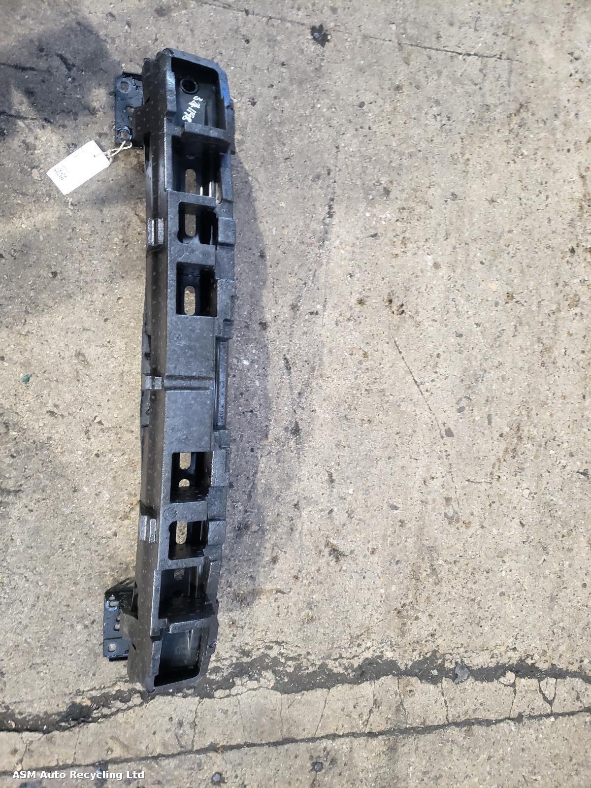 View Auto part Front Bumper Reinforcement Skoda Octavia 2018