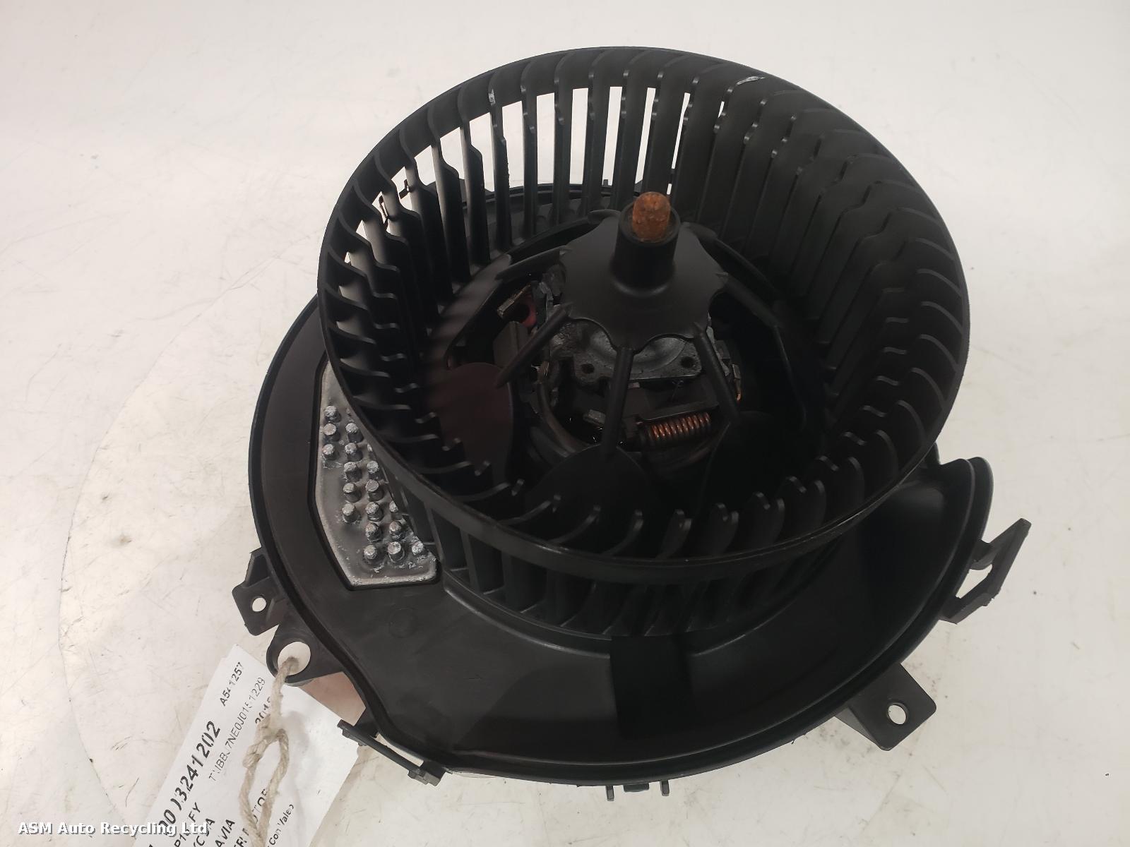 View Auto part Heater Motor/Assembly Skoda Octavia 2018