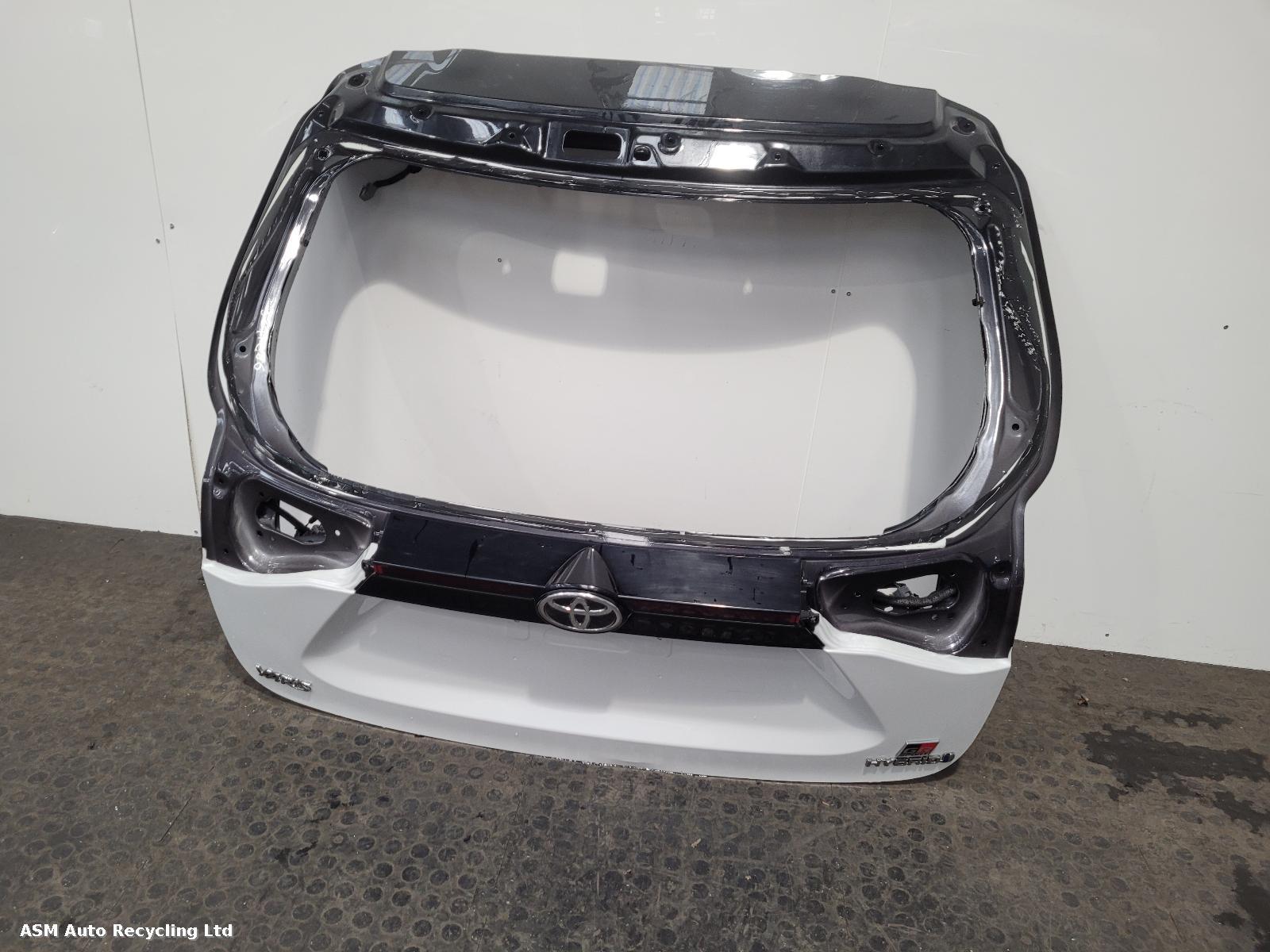 View Auto part Bootlid/Tailgate Toyota Yaris Cross 2023
