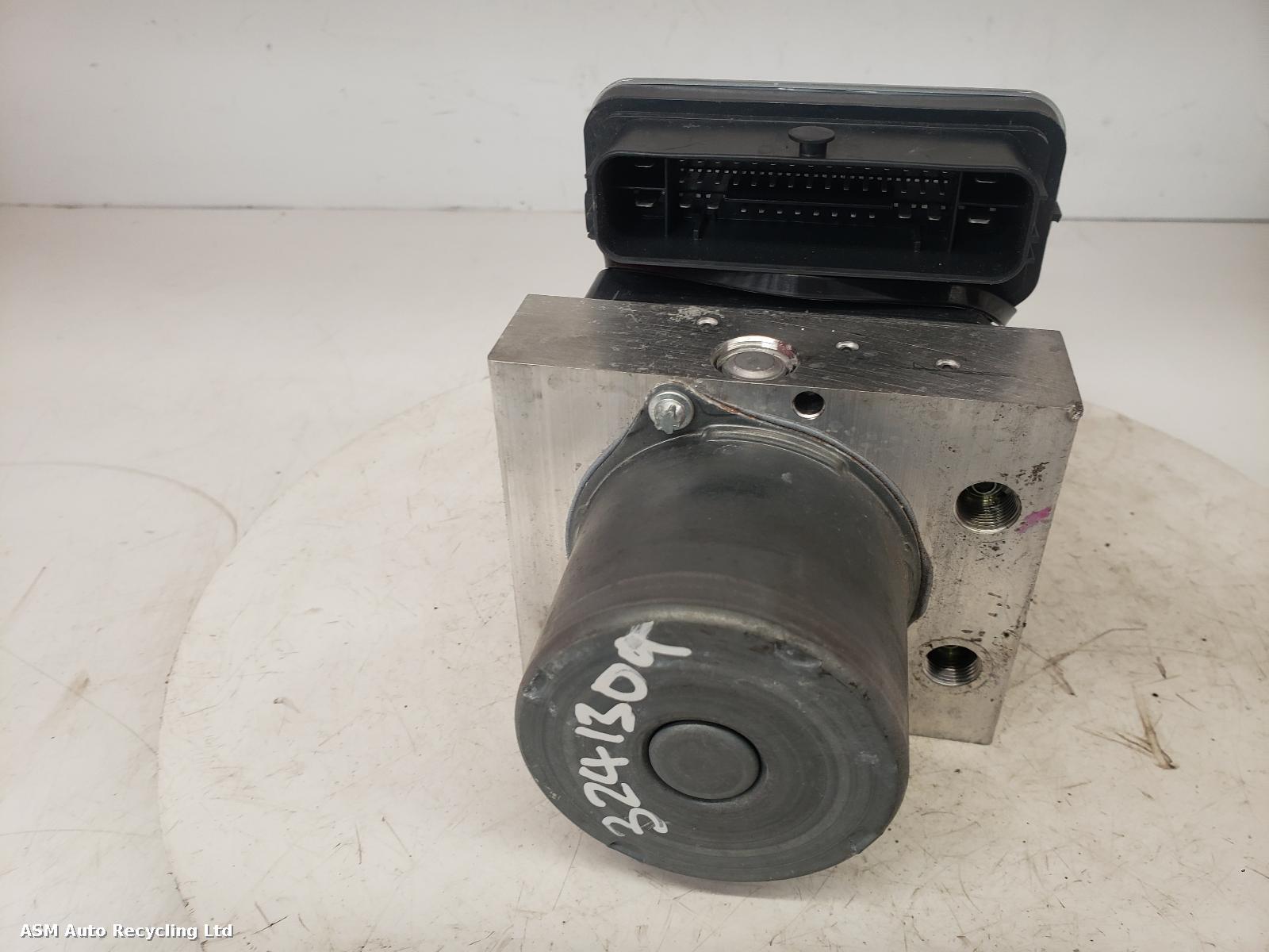 View Auto part ABS Pump/Modulator Toyota Yaris Cross 2023
