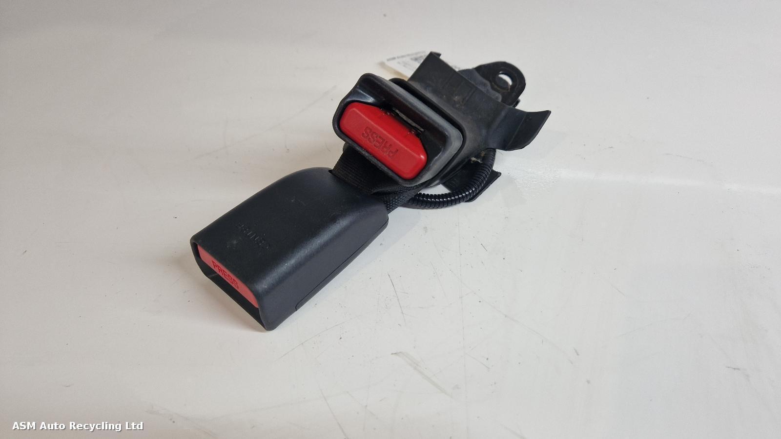 View Auto part Seat Belt Toyota Yaris Cross 2023