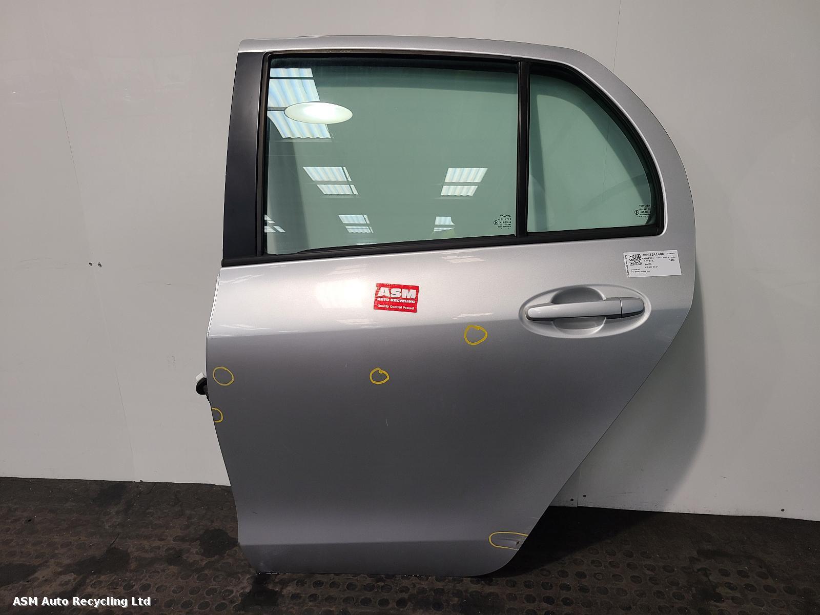 View Auto part L Rear Door Toyota Yaris 2006