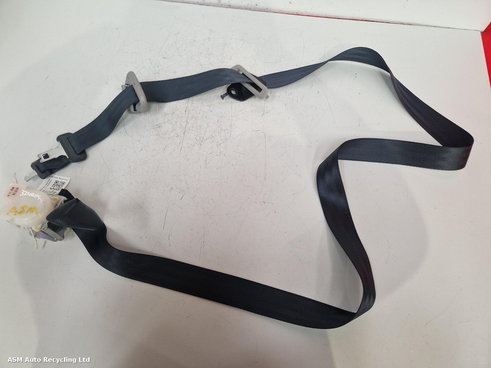 View Auto part Seat Belt Toyota Yaris 2006