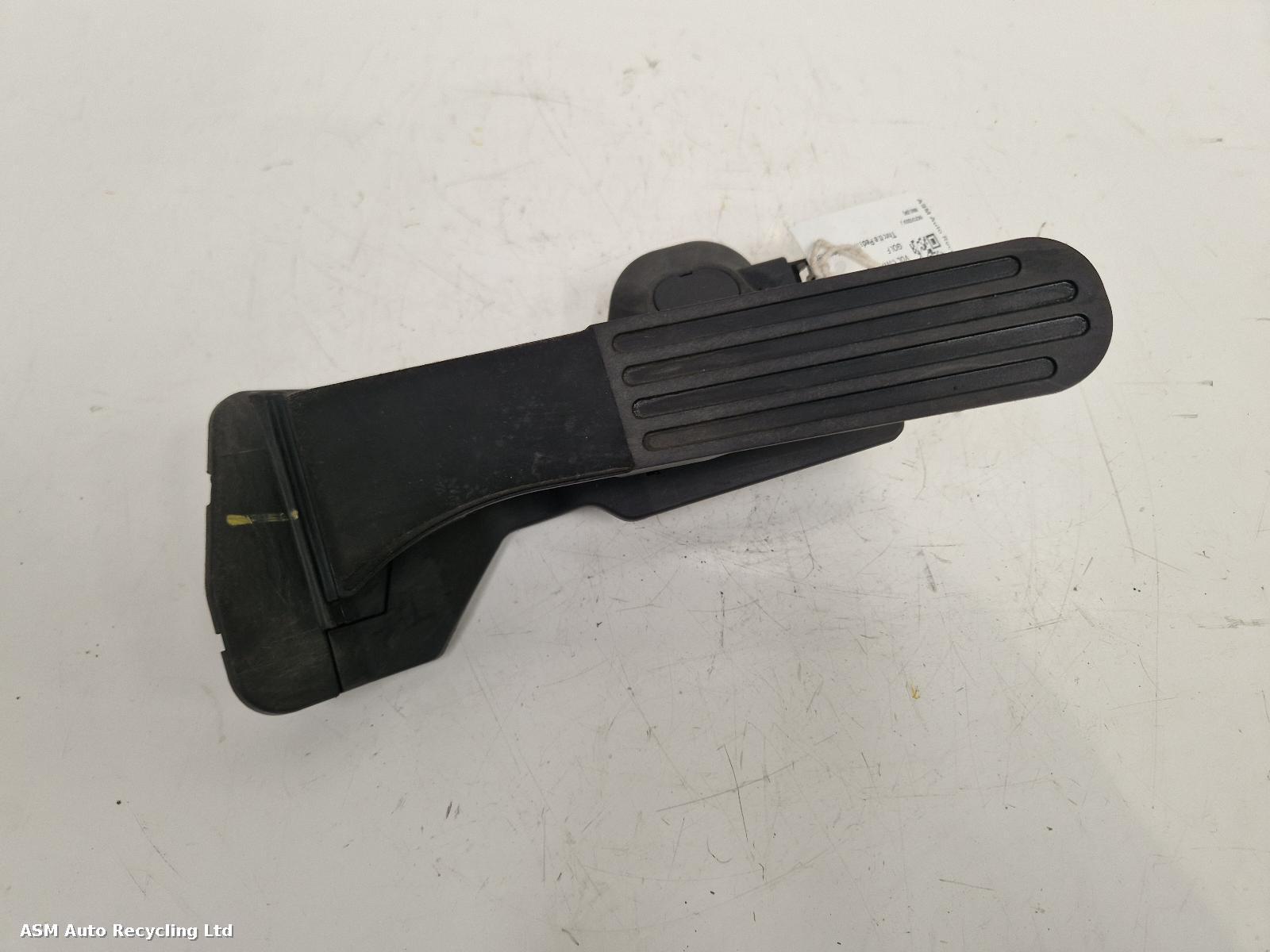 View Auto part Pedal Potentiometer Volkswagen Golf 2009