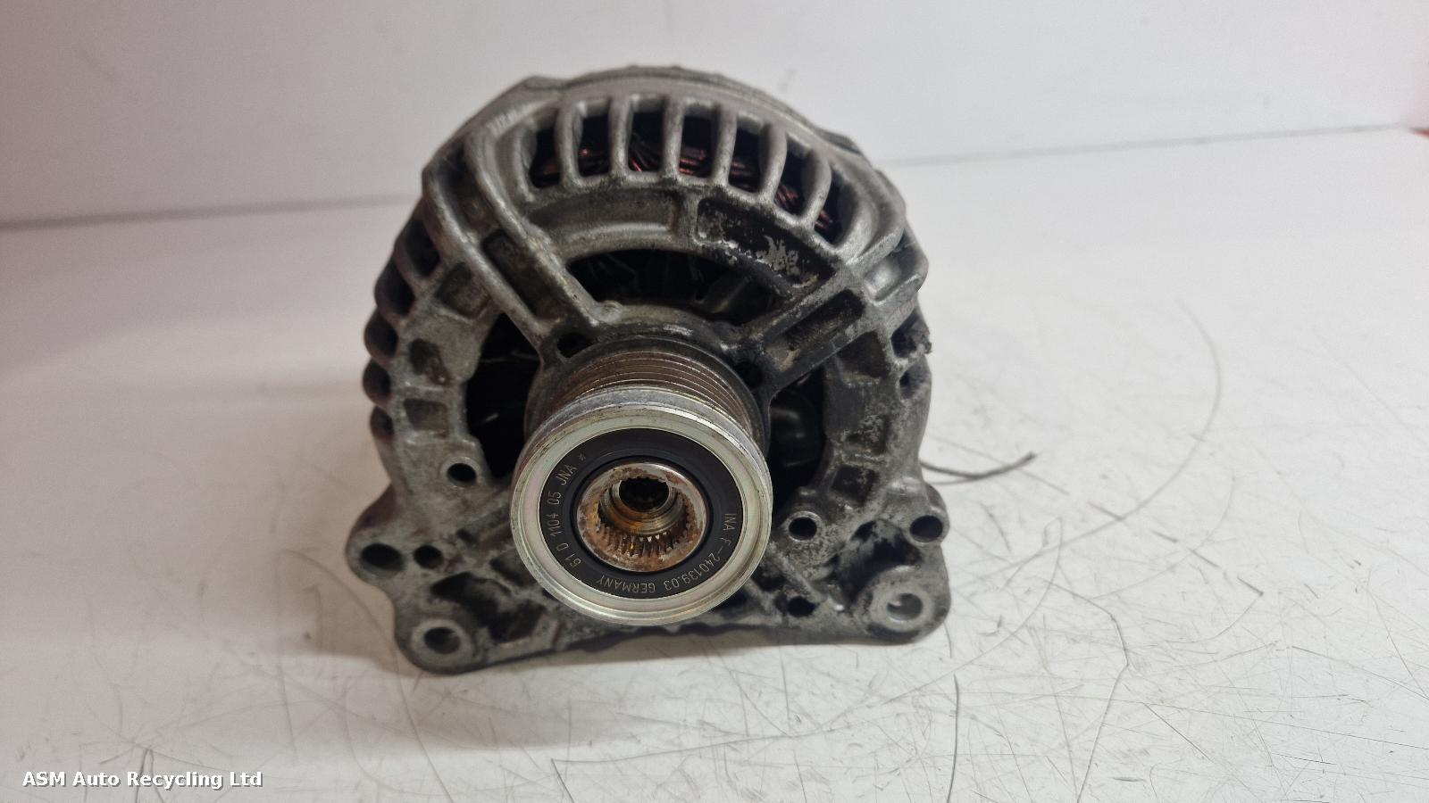 View Auto part Alternator Volkswagen Golf 2009