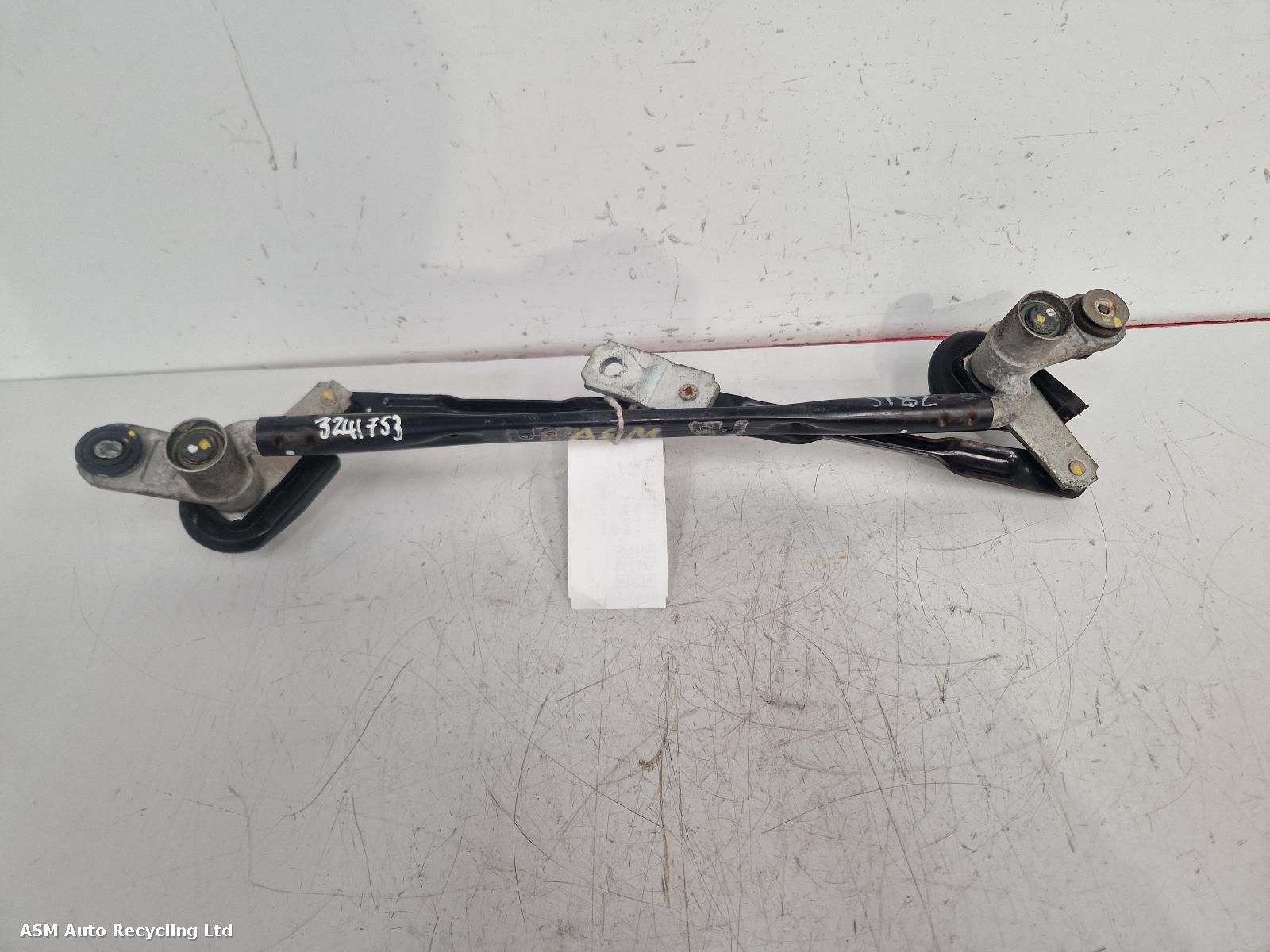 View Auto part Wiper Linkage Hyundai I20 2011