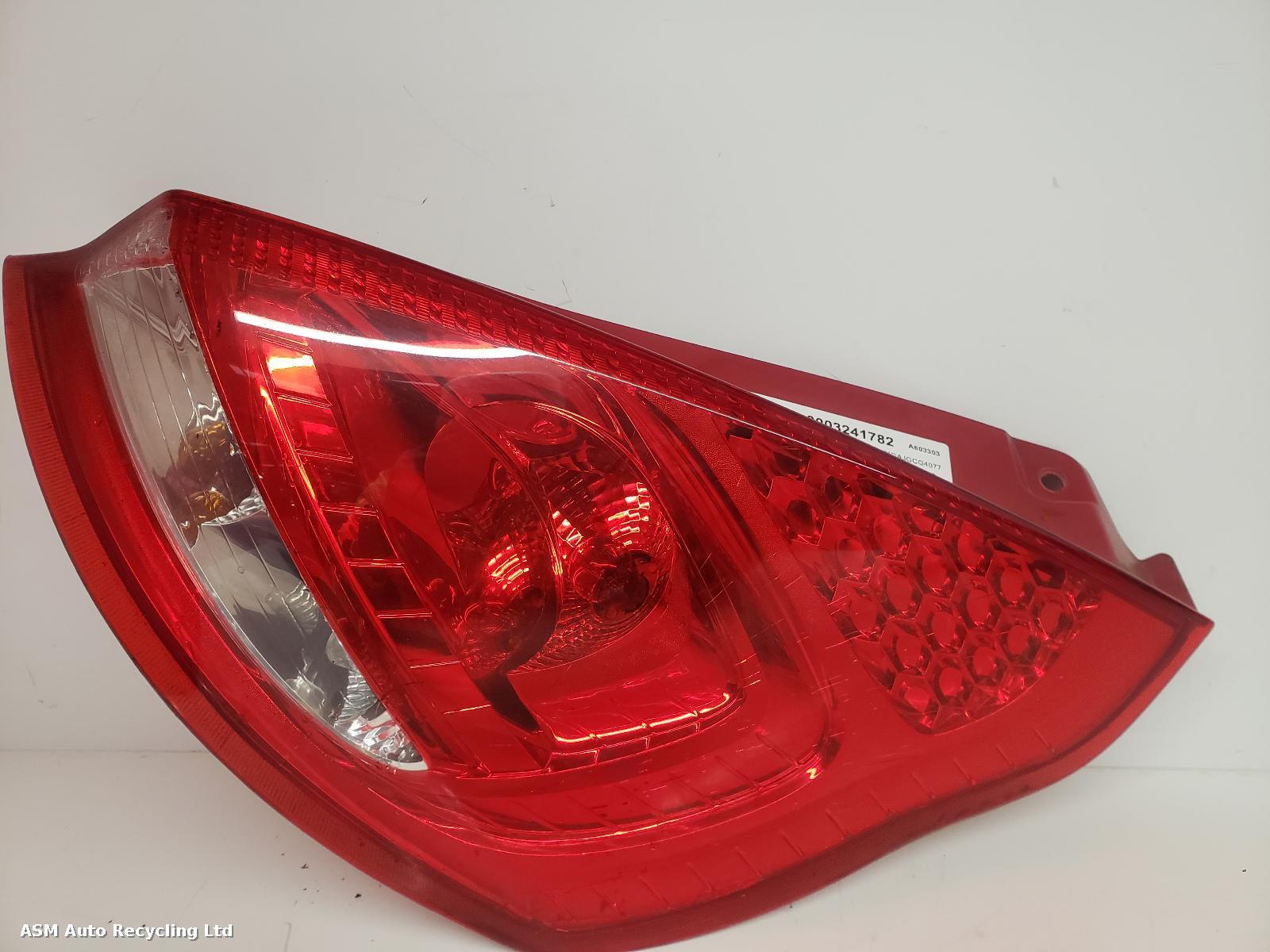 View Auto part R Taillight Ford Fiesta 2012