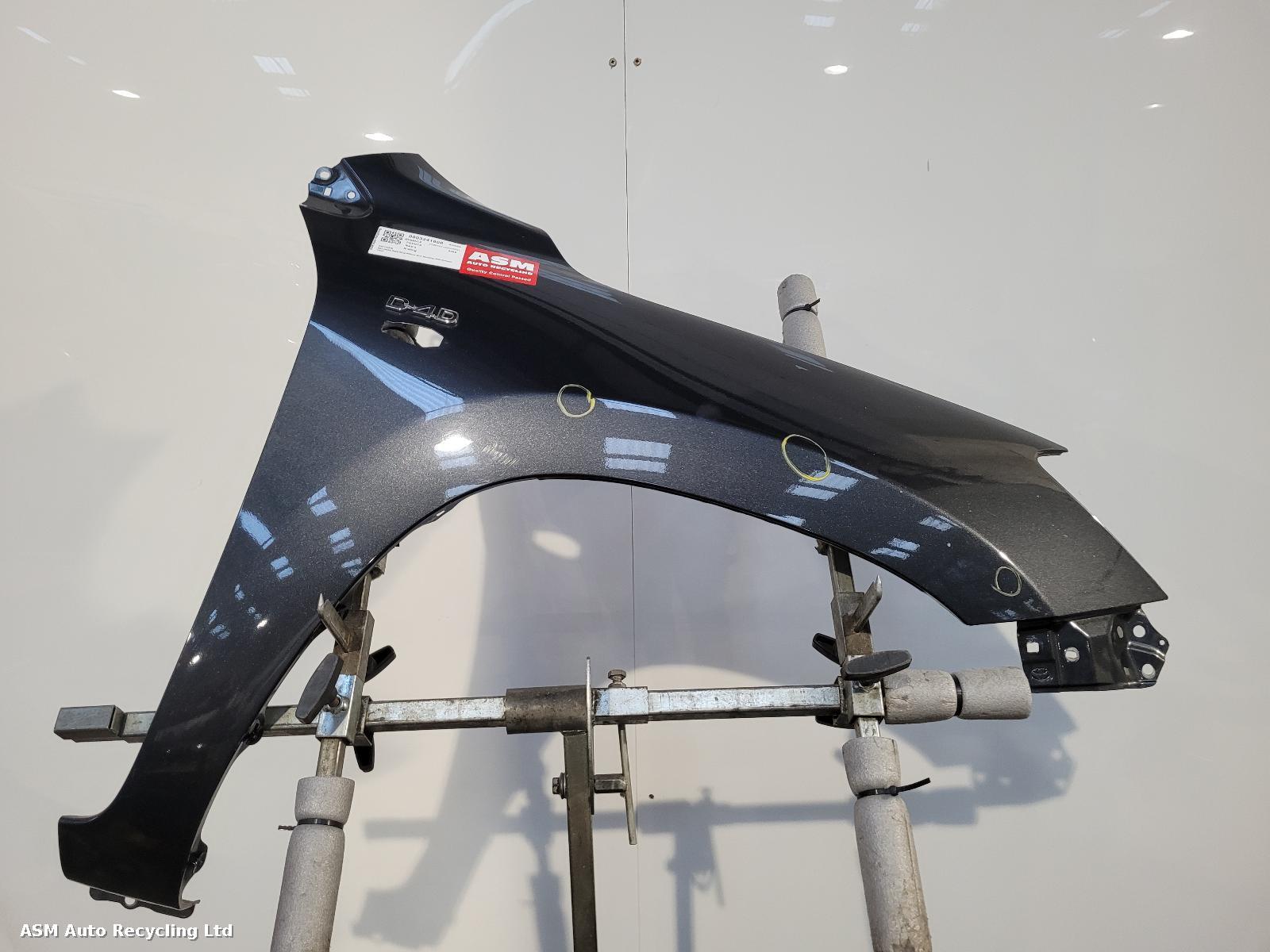 View Auto part R Wing Toyota Rav 4 2008