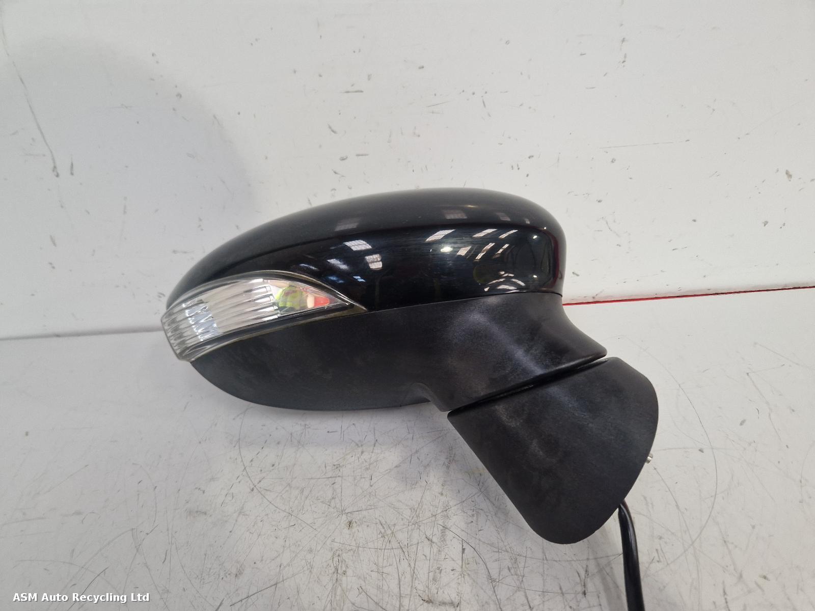 View Auto part R Door Mirror Ford Fiesta 2010