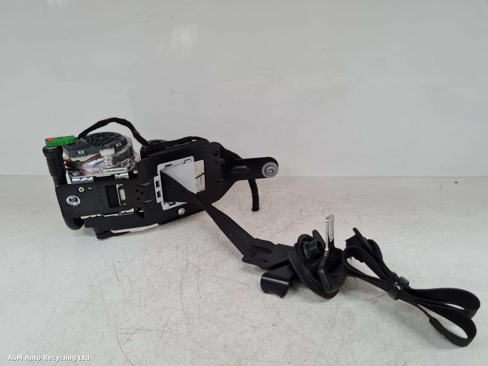 View Auto part Seat Belt Mercedes C Class 2013