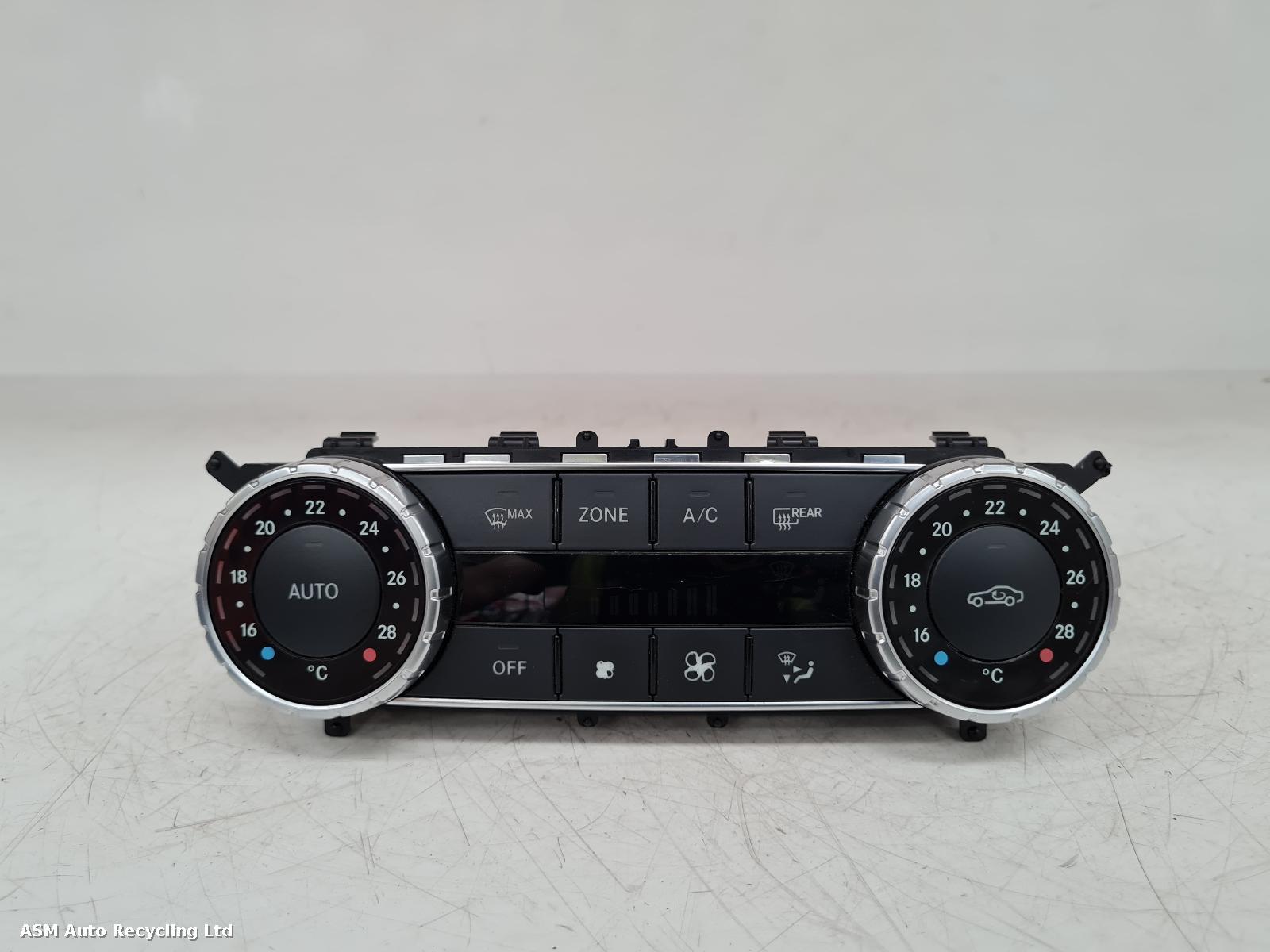View Auto part Heater/AC Controller Mercedes C Class 2013