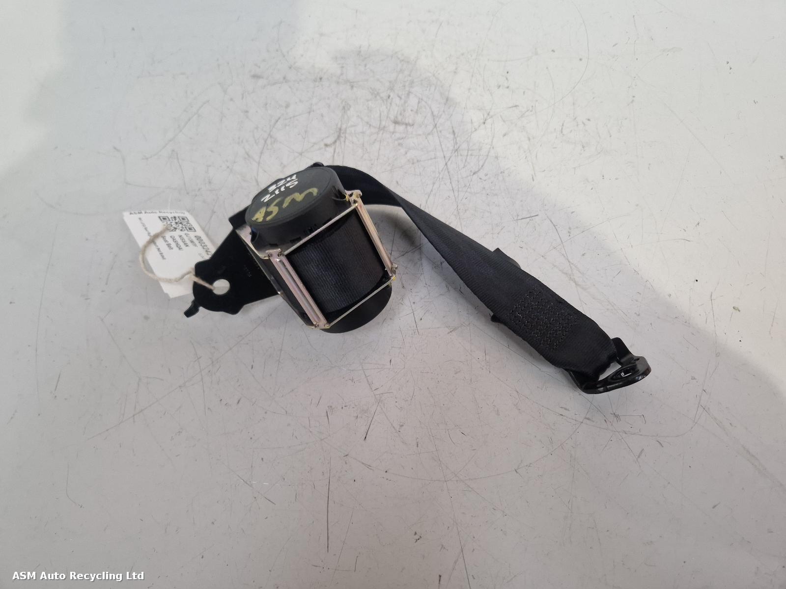 View Auto part Seat Belt Nissan Qashqai 2013
