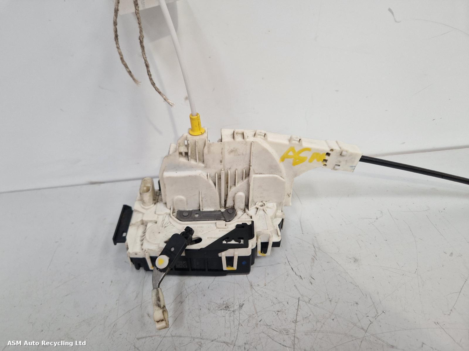 View Auto part Door Lock Assembly Volkswagen Crafter 2016