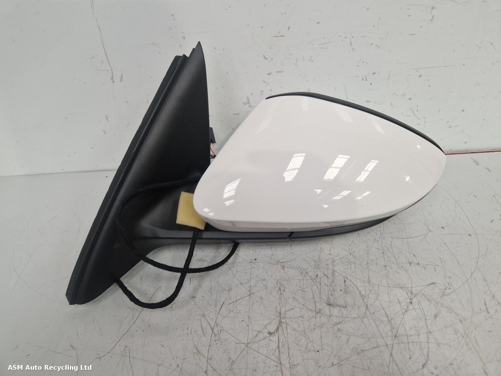 View Auto part L Door Mirror Skoda Octavia 2014