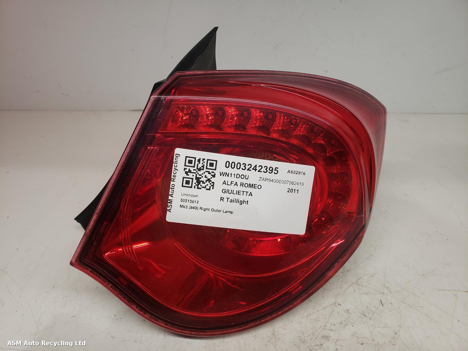 View Auto part R Taillight Alfa Romeo Giulietta 2011