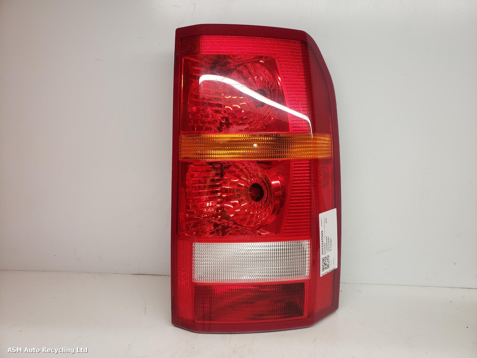 View Auto part R Taillight Land Rover Discovery 2005