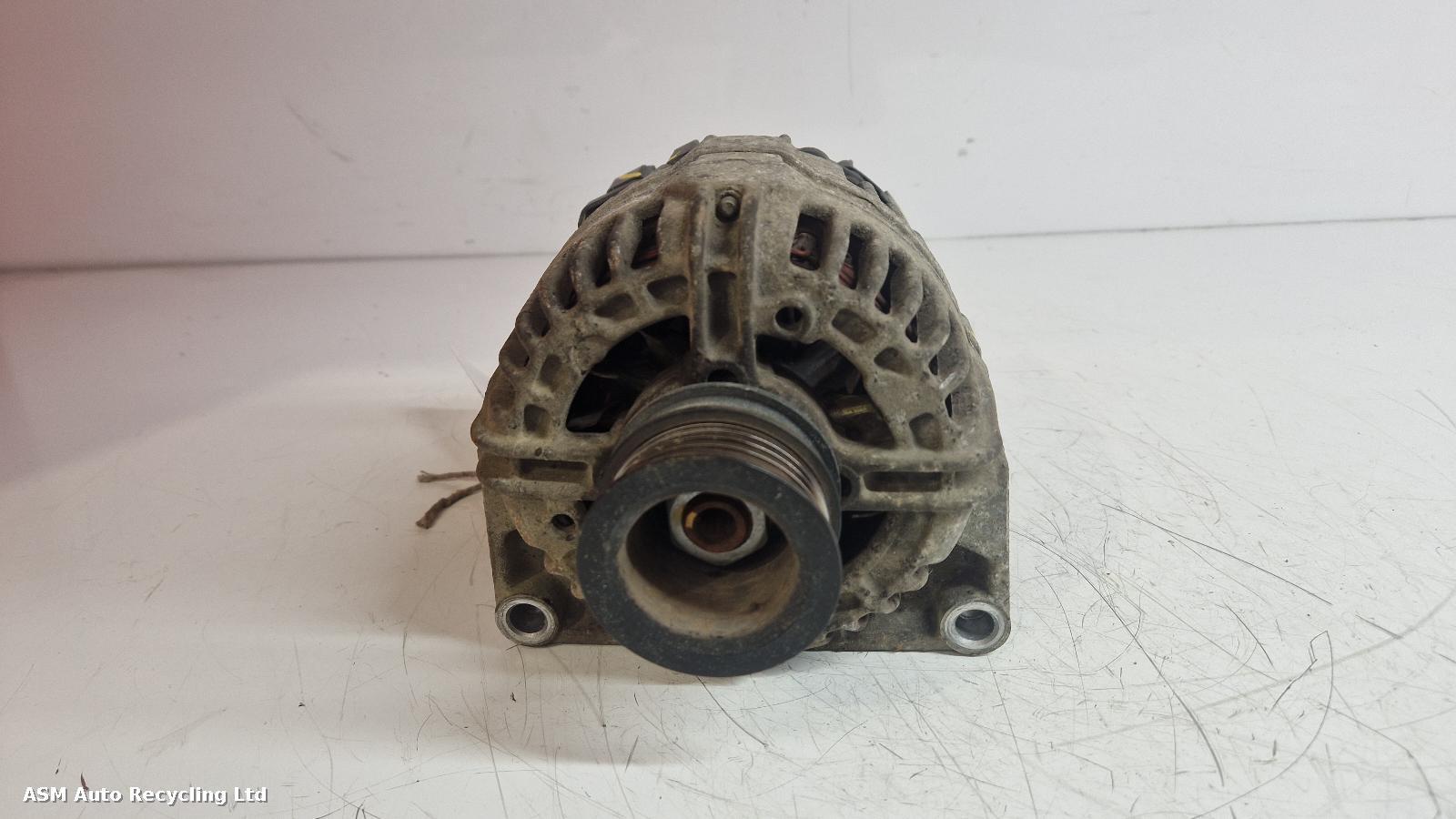 View Auto part Alternator Vauxhall Zafira 2013
