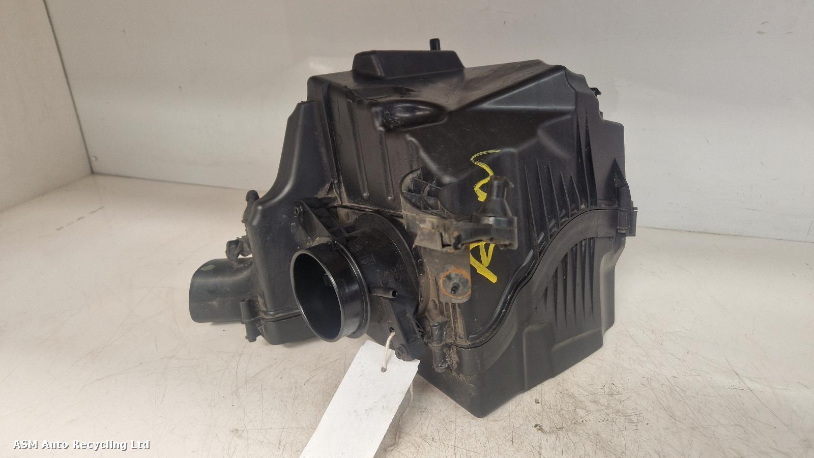 View Auto part Air Cleaner/Box Ford Focus 2016