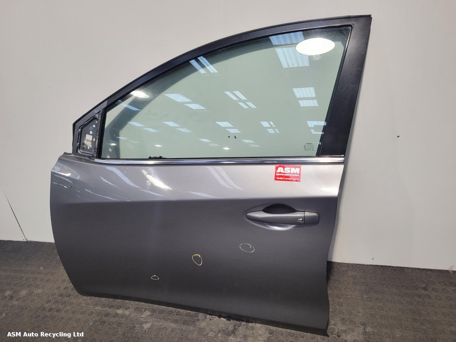 View Auto part L Front Door Nissan Pulsar 2016