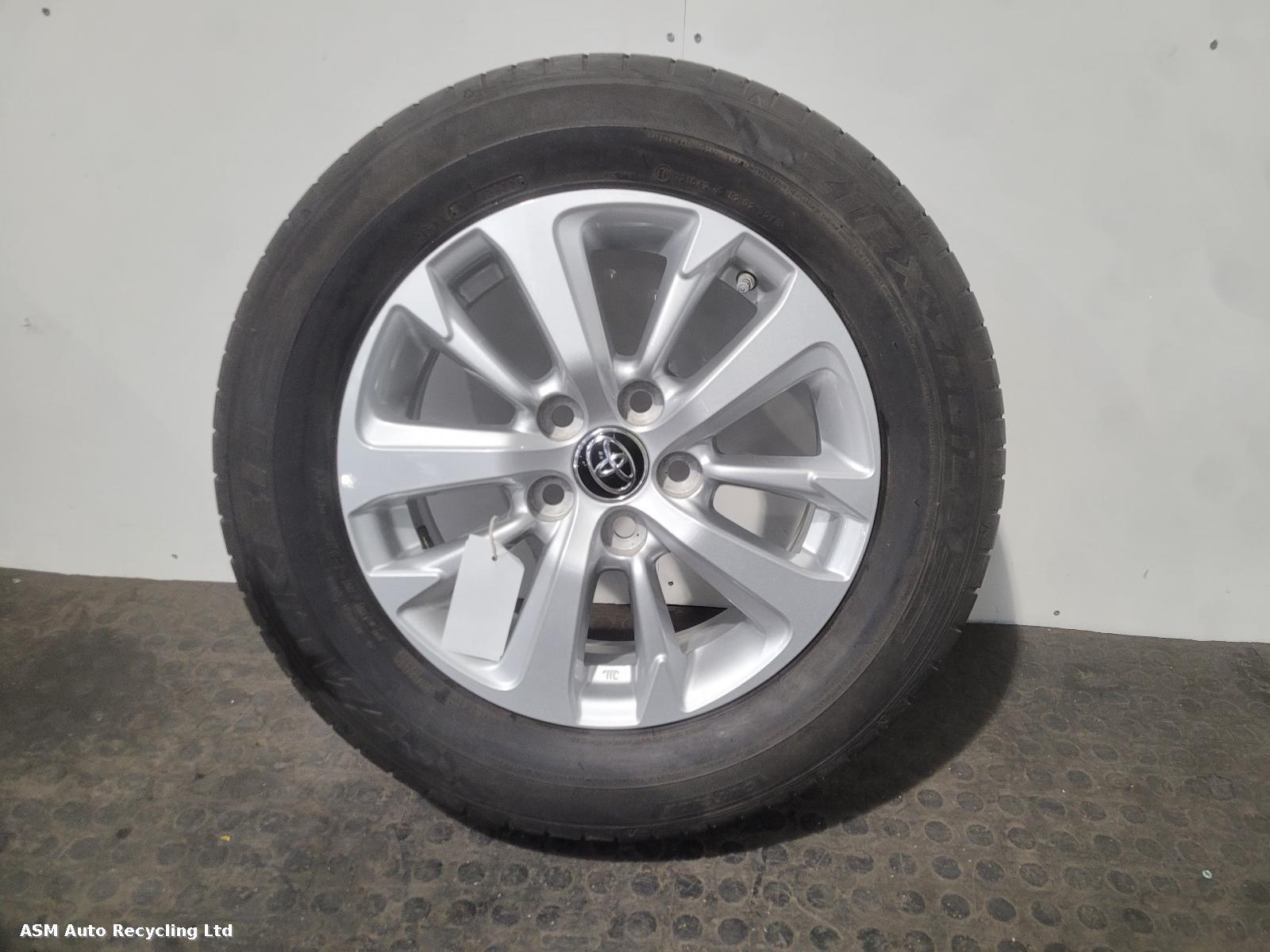 View Auto part Wheel Toyota Yaris Cross 2022