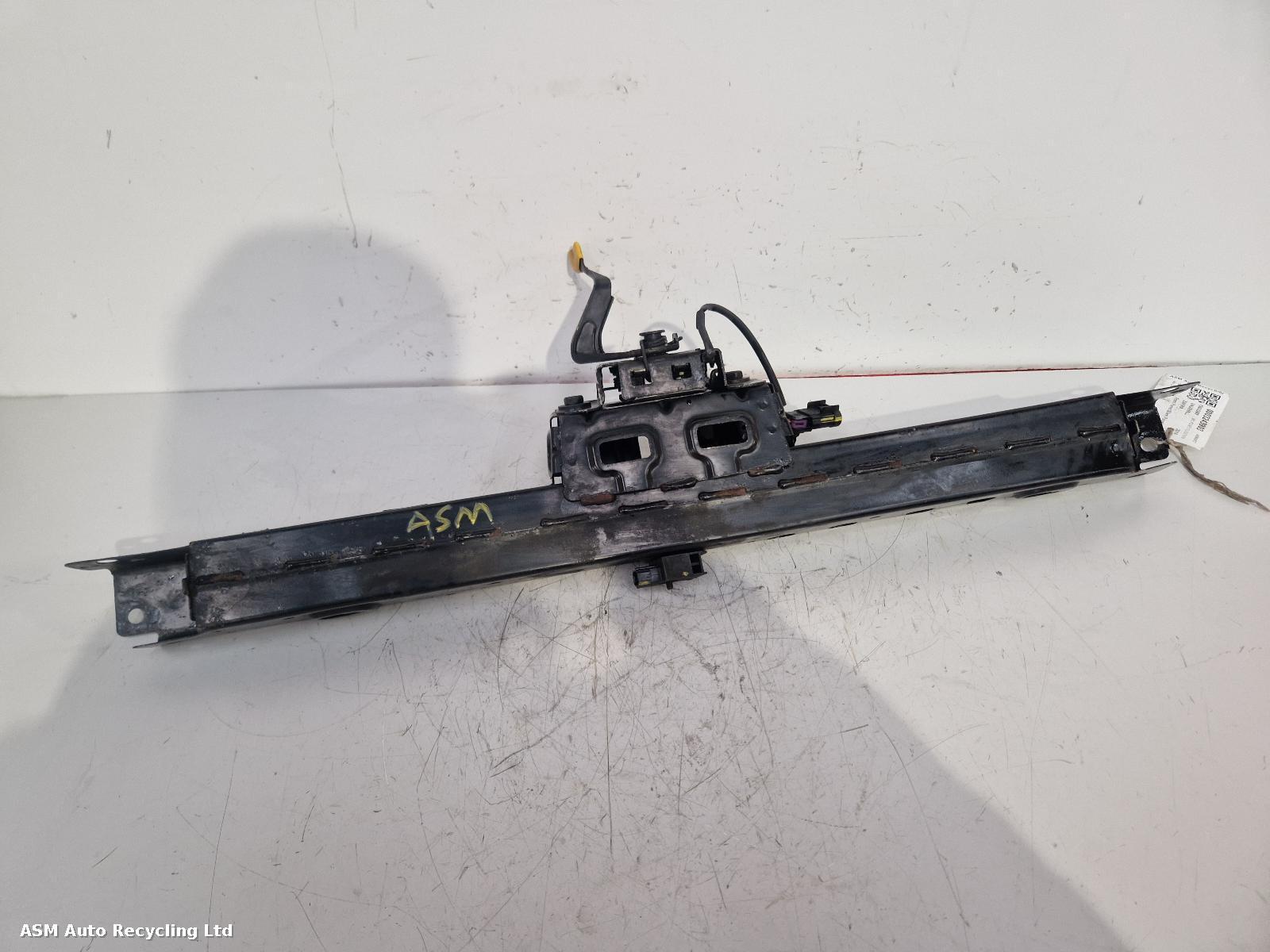 View Auto part Front Panel Vauxhall Zafira 2014