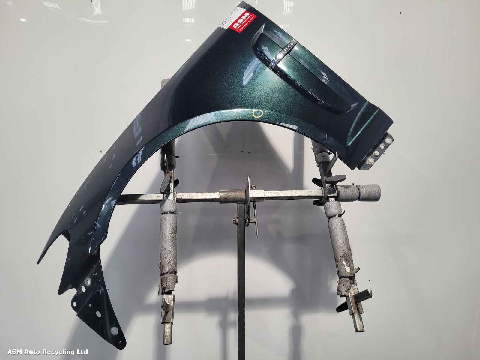 View Auto part L Wing Jaguar Xf 2010