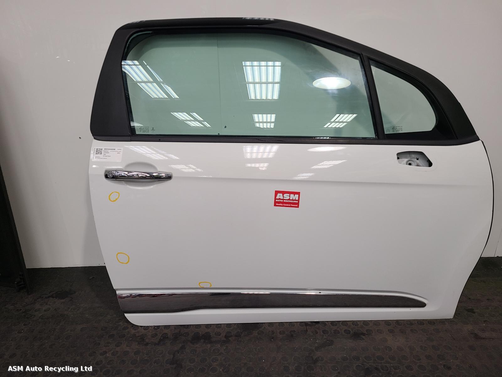 View Auto part R Front Door Citroen Ds3 2013
