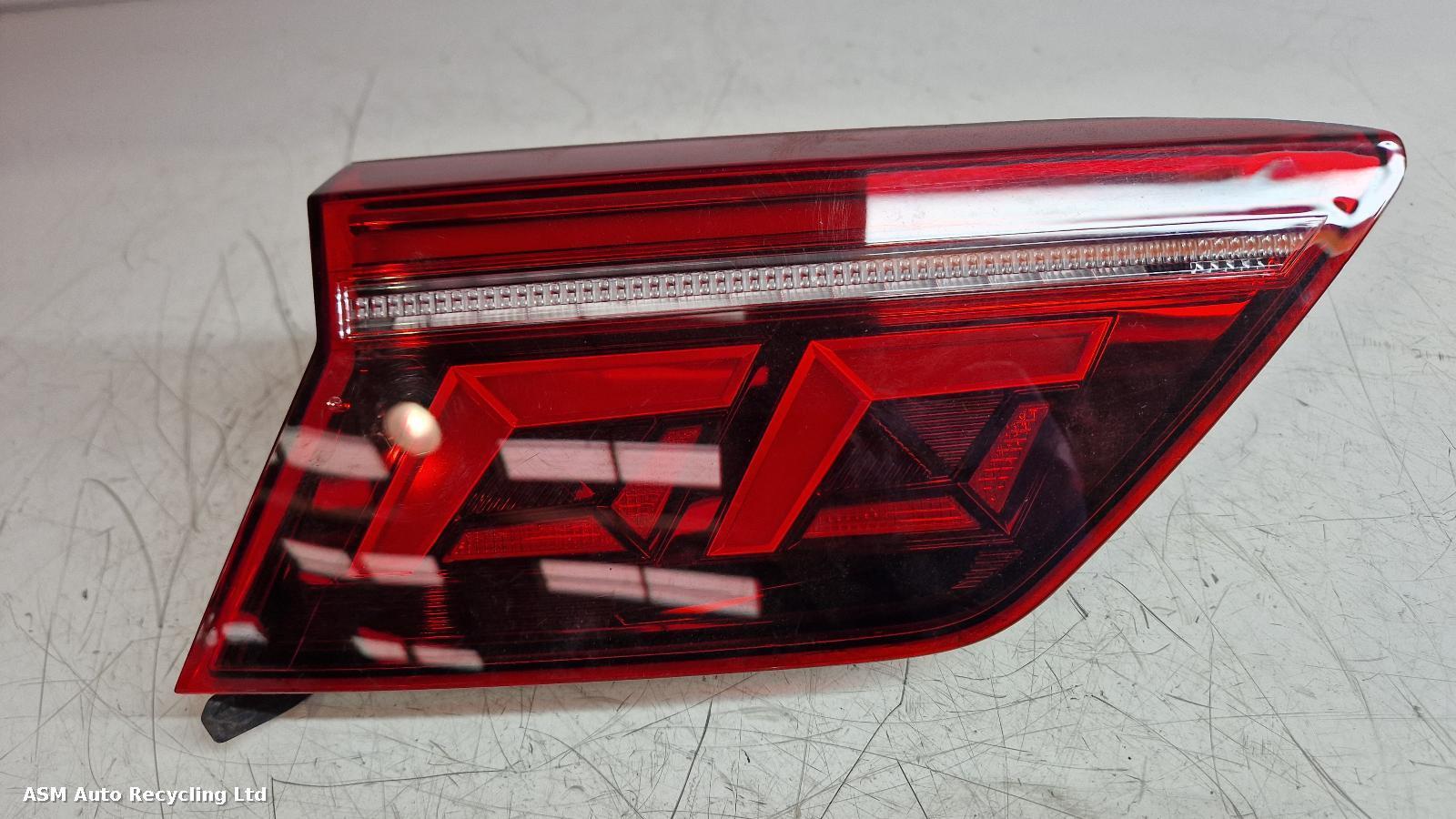 View Auto part L Taillight Volkswagen Tiguan 2021