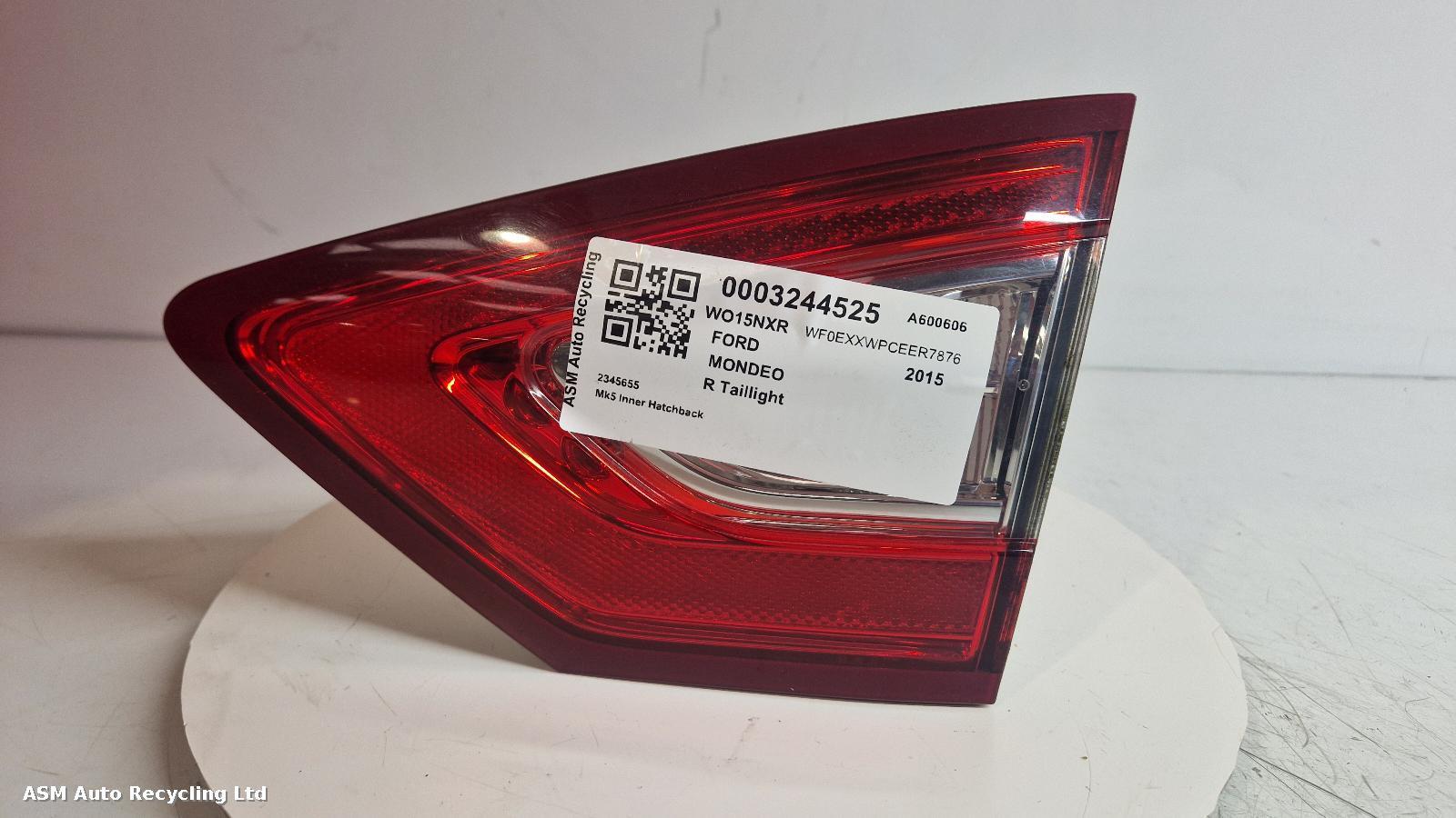 View Auto part R Taillight Ford Mondeo 2015