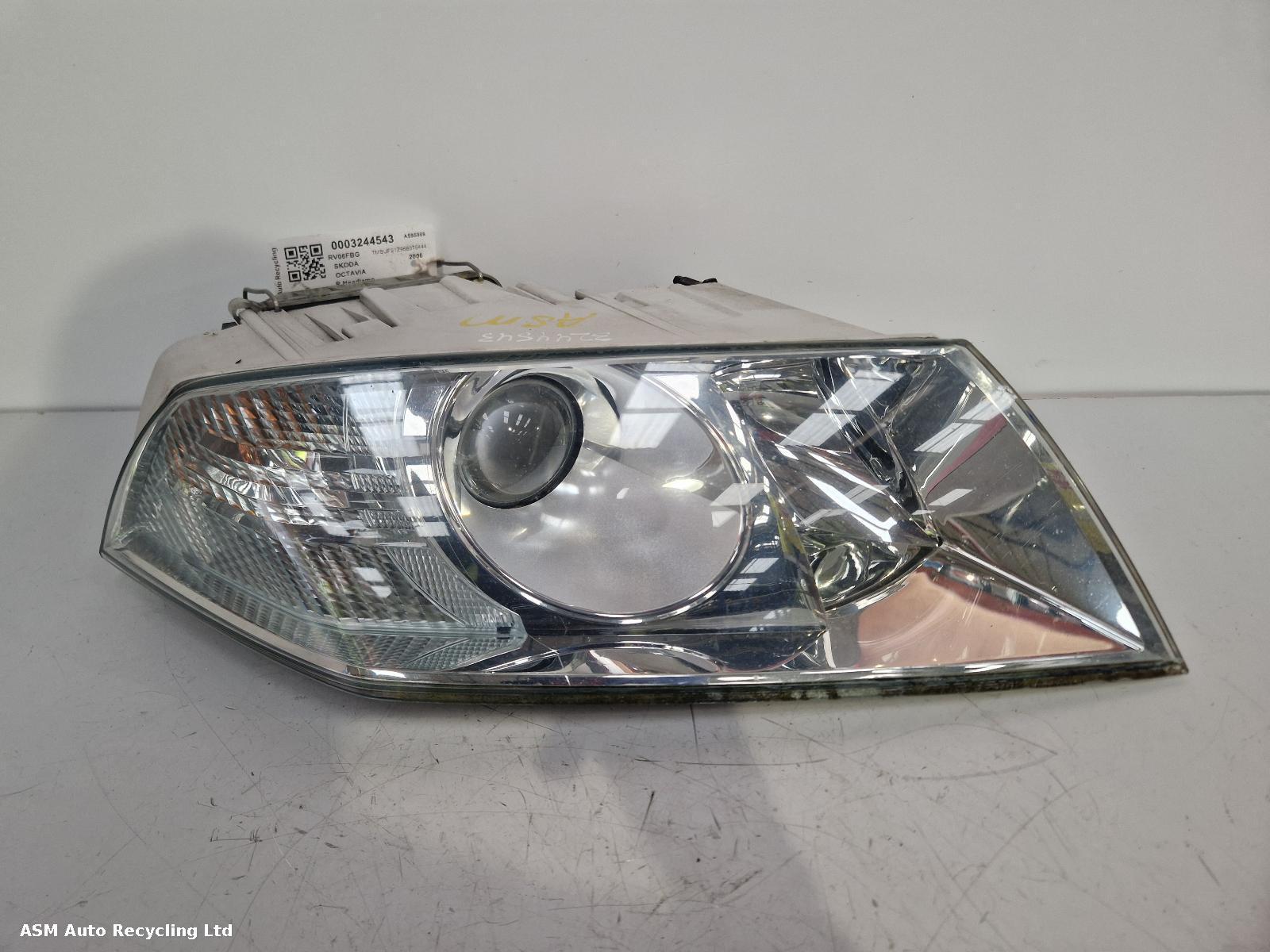 View Auto part R Headlamp Skoda Octavia 2006