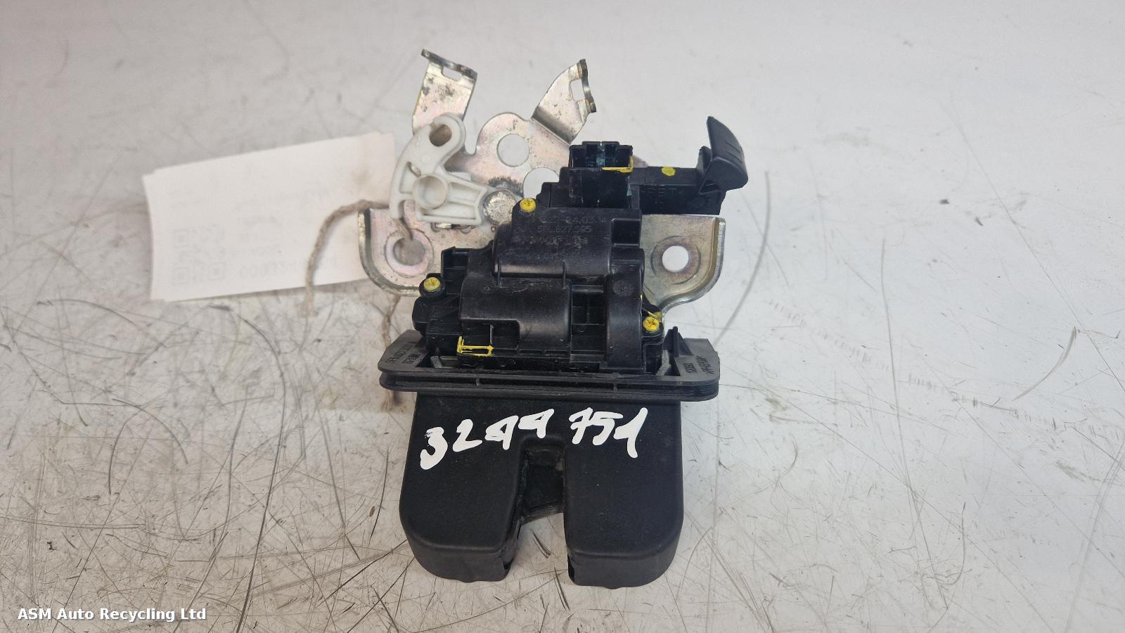 View Auto part Bootlid/Tailgate Lock Seat Leon 2014