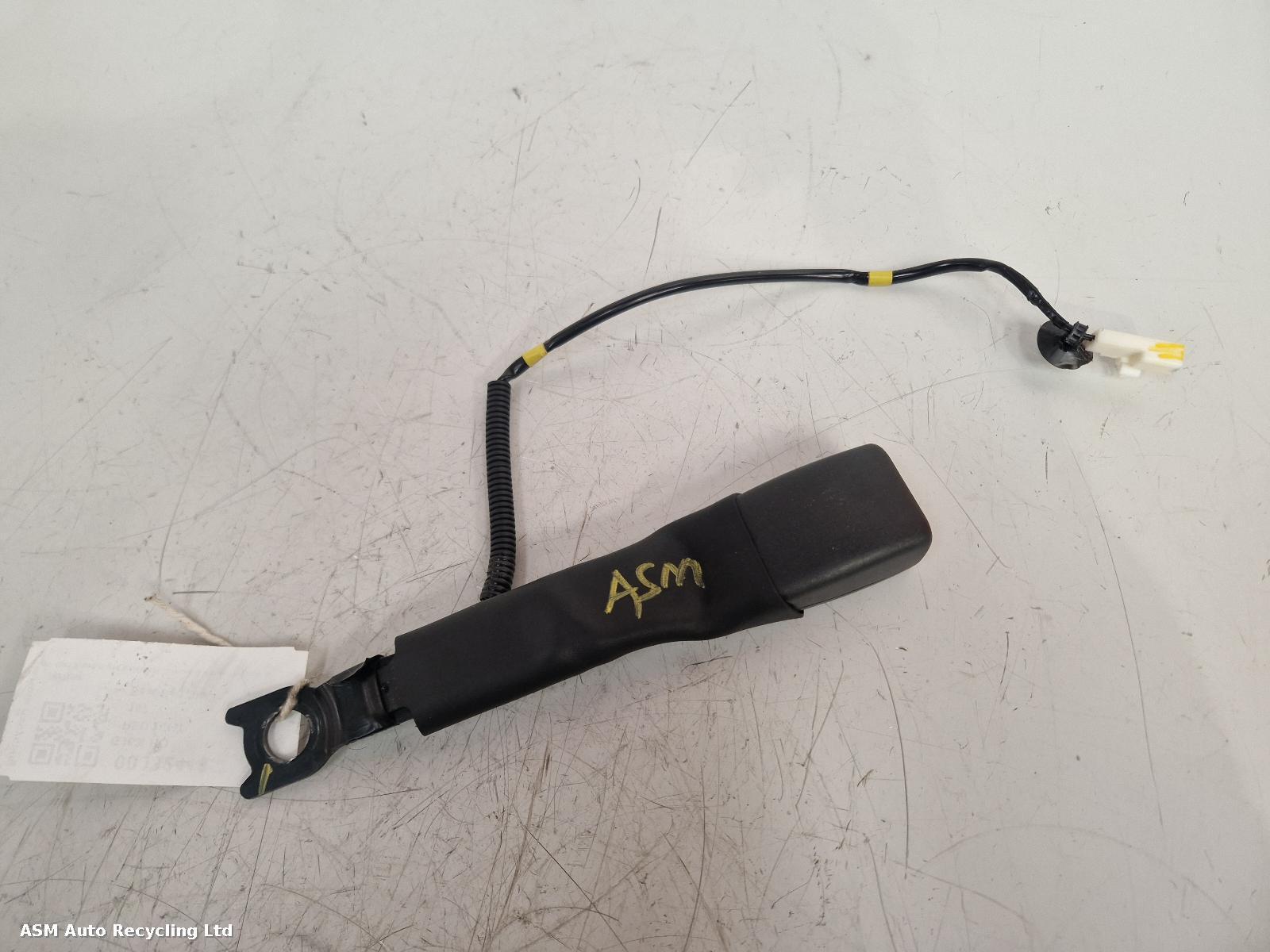 View Auto part Seat Belt Peugeot 107 2013