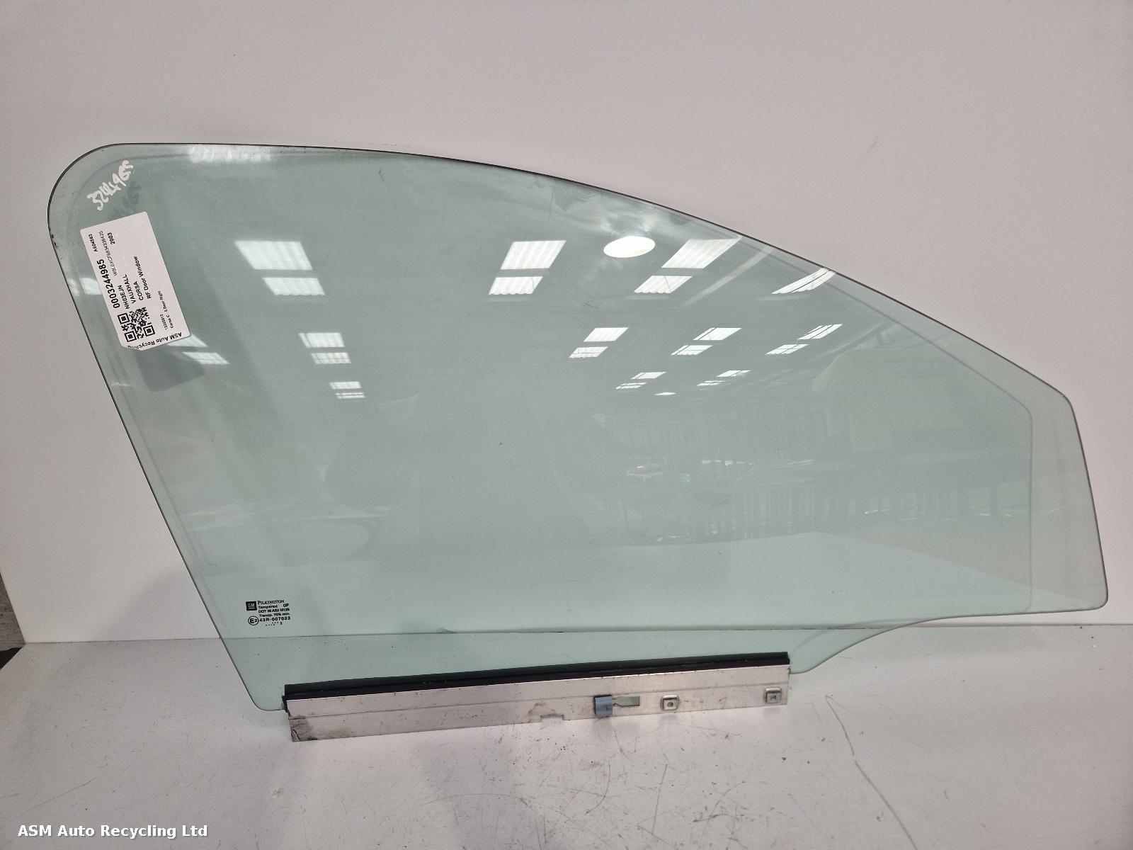 View Auto part RF Door Window Vauxhall Corsa 2003