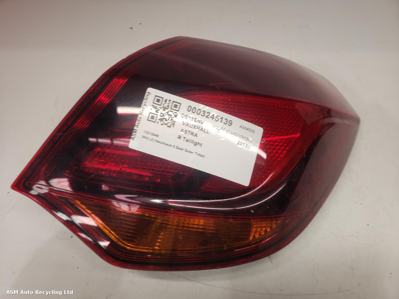 View Auto part R Taillight Vauxhall Astra 2013