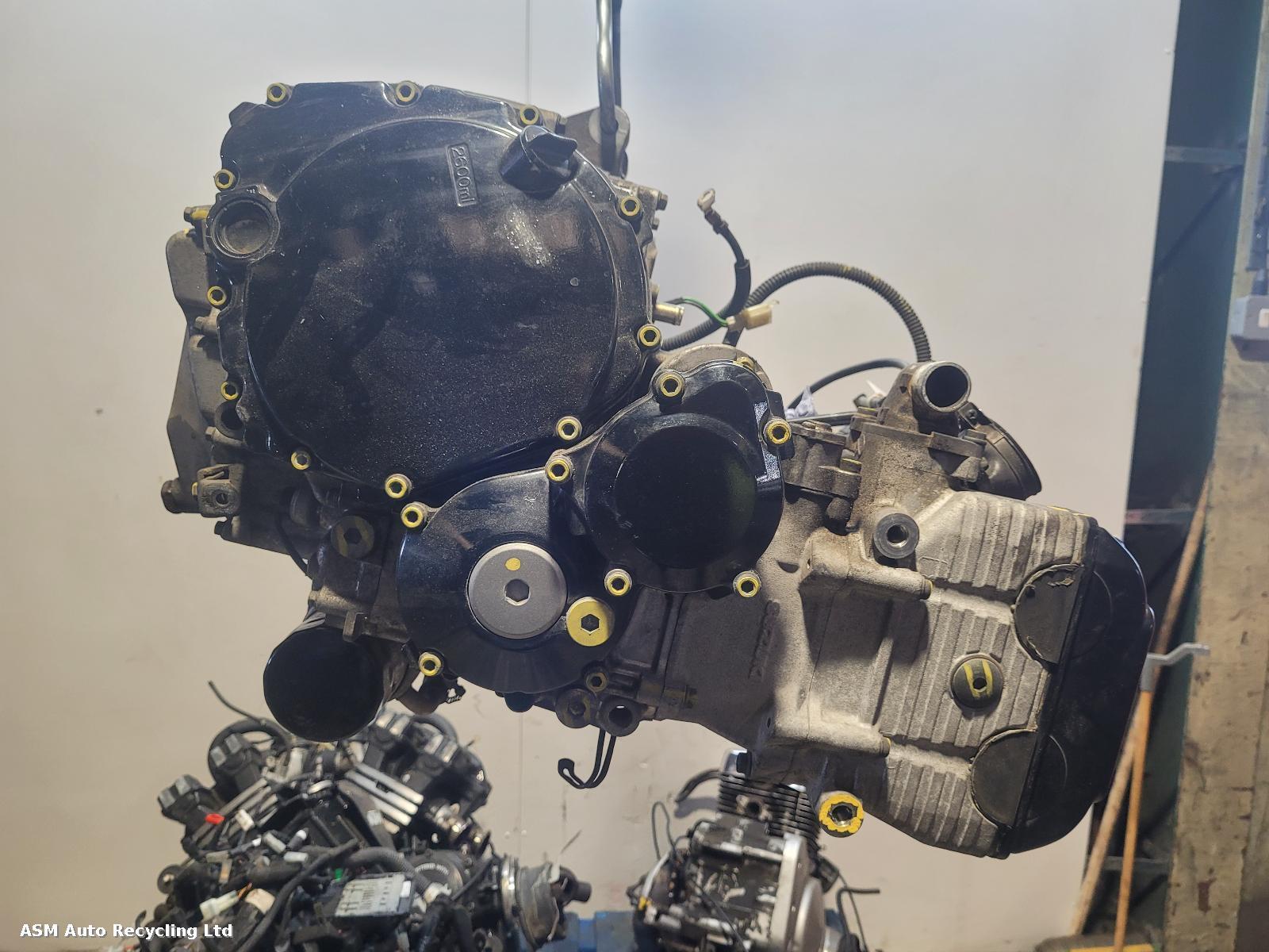 View Auto part Engine Suzuki Gsxr 600 1999
