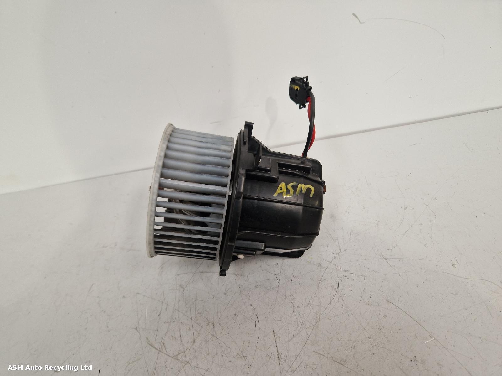 View Auto part Heater Motor/Assembly Audi Q5 2011