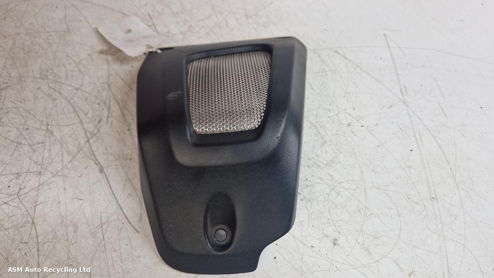 View Auto part FRONT AIR GUIDE Yamaha Xsr700 2022