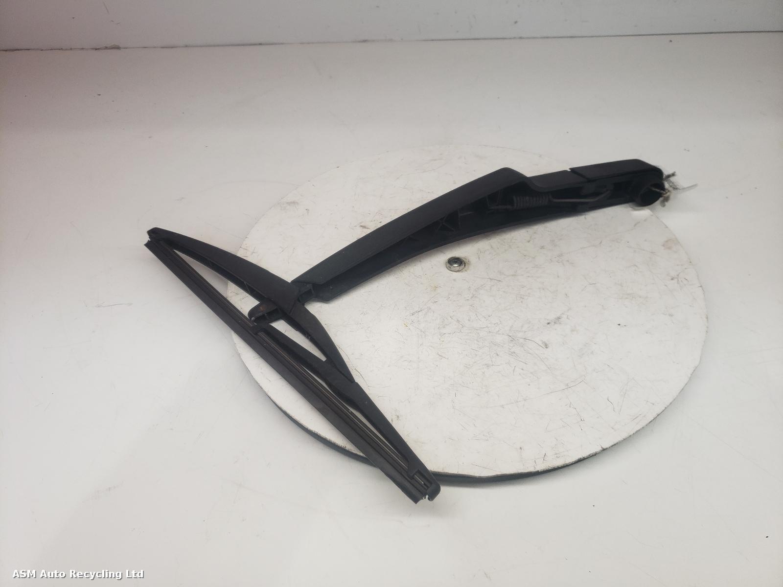 View Auto part Wiper Arm Citroen Ds3 2015