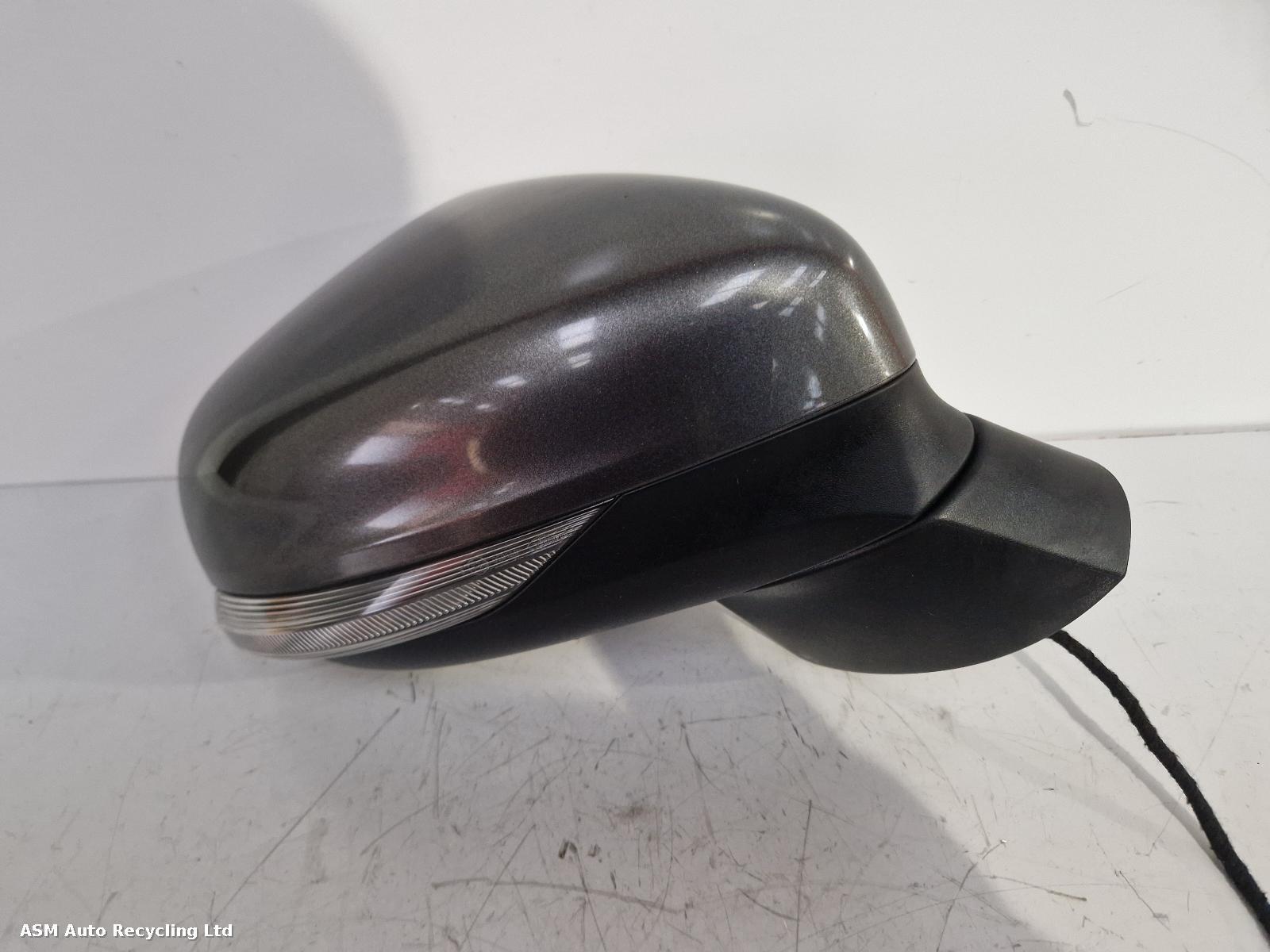 View Auto part R Door Mirror Ford Fiesta 2018