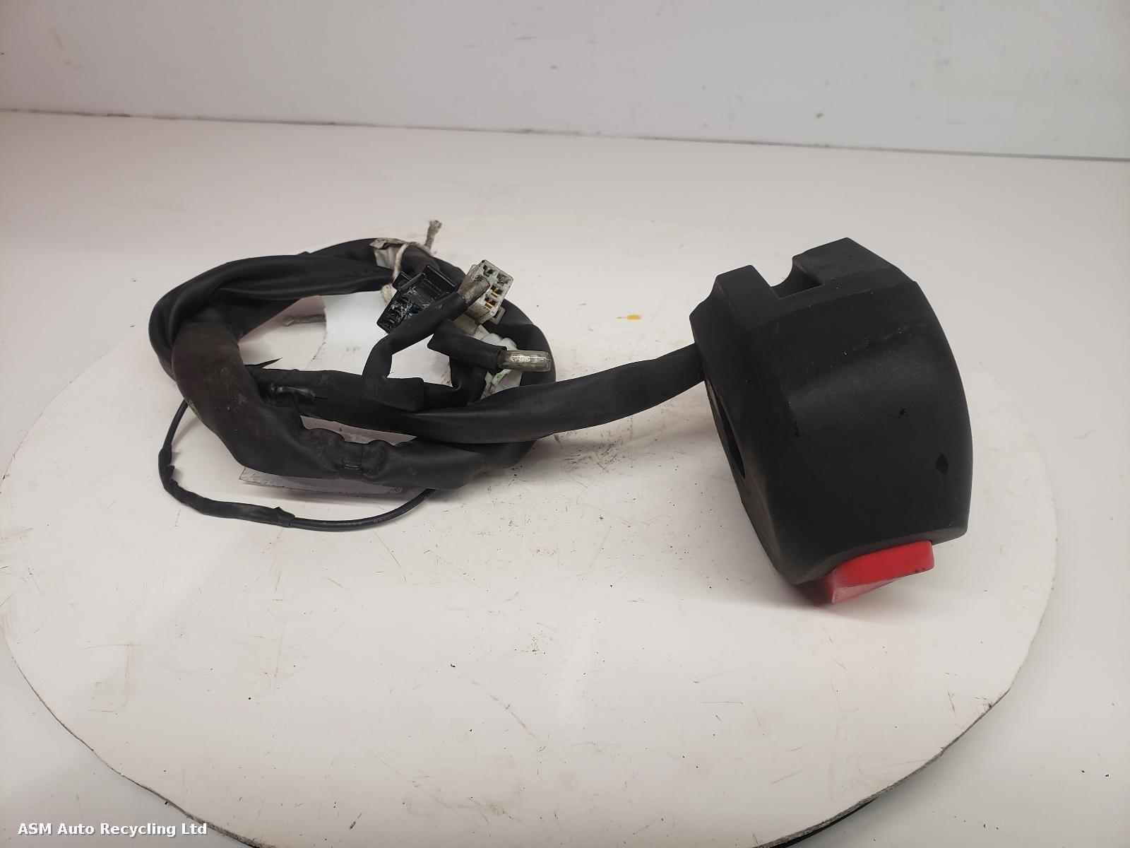 View Auto part RH Switch Gear Yamaha X-max 125 2022
