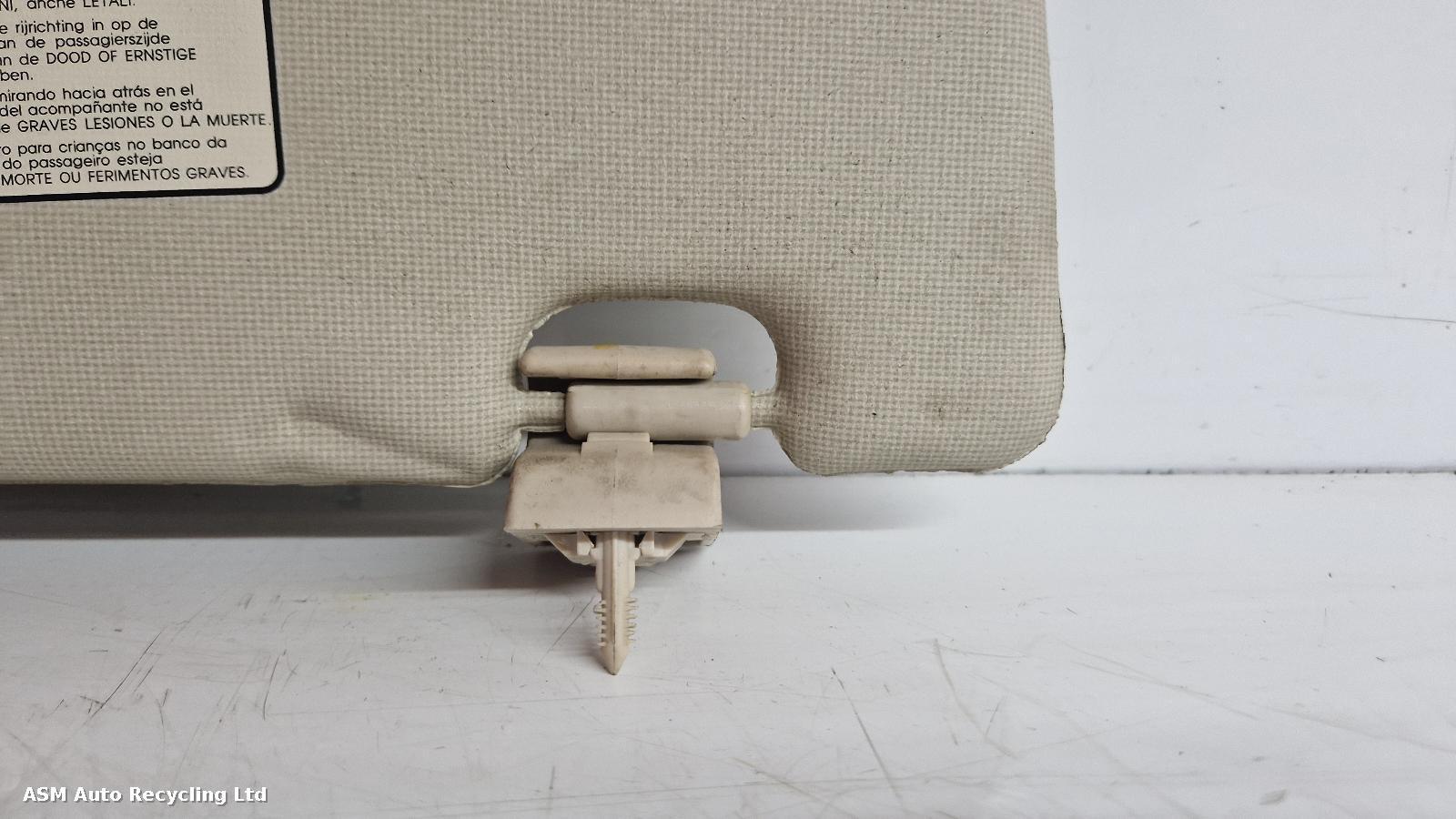 View Auto part Sun visor Hyundai I10 2011