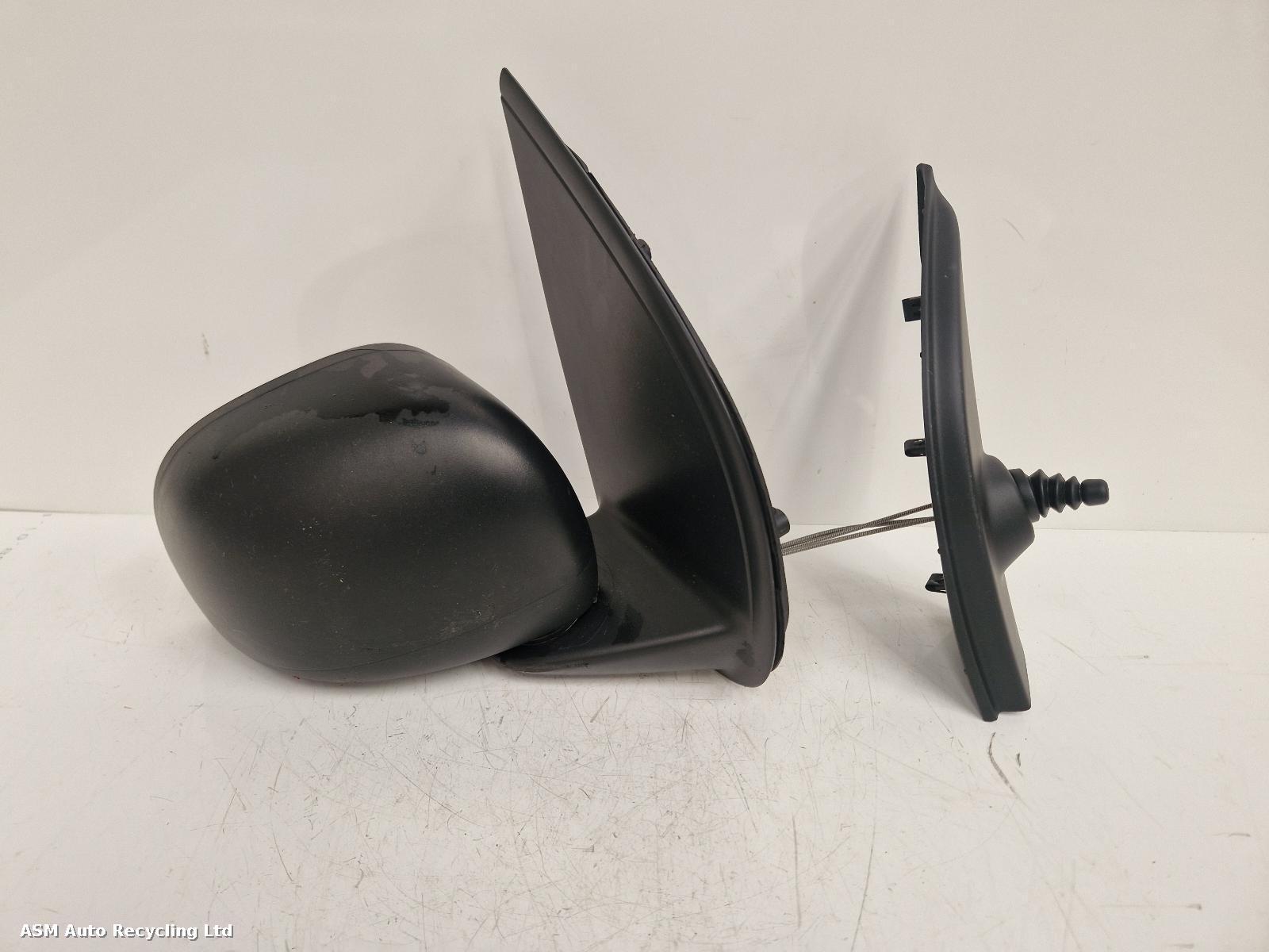 View Auto part R Door Mirror Fiat Panda 2020