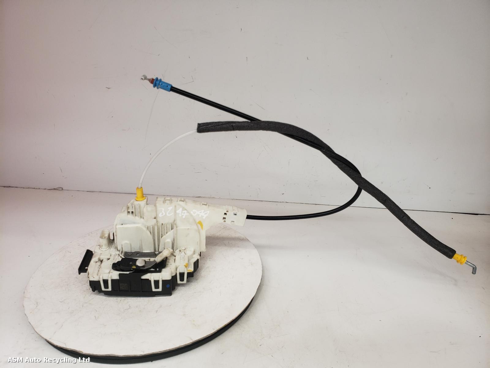 View Auto part Door Lock Assembly Volkswagen Crafter 2015