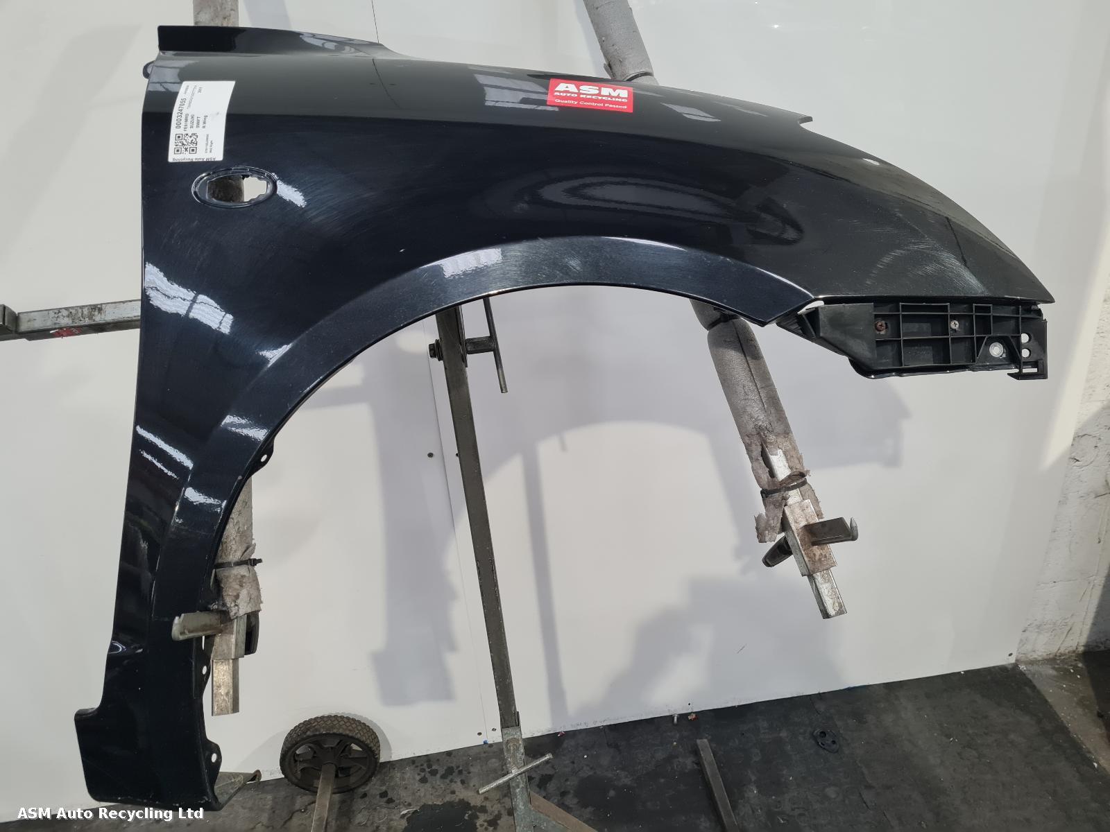 View Auto part R Wing Suzuki Swift 2011