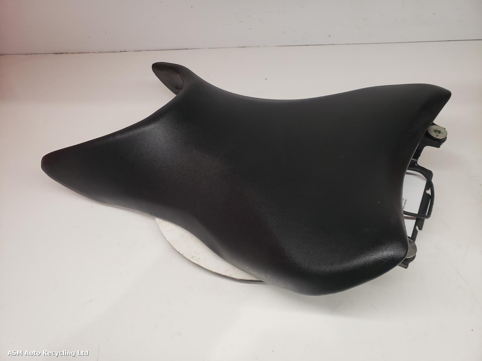 View Auto part Front Seat Honda Cb125r 2022