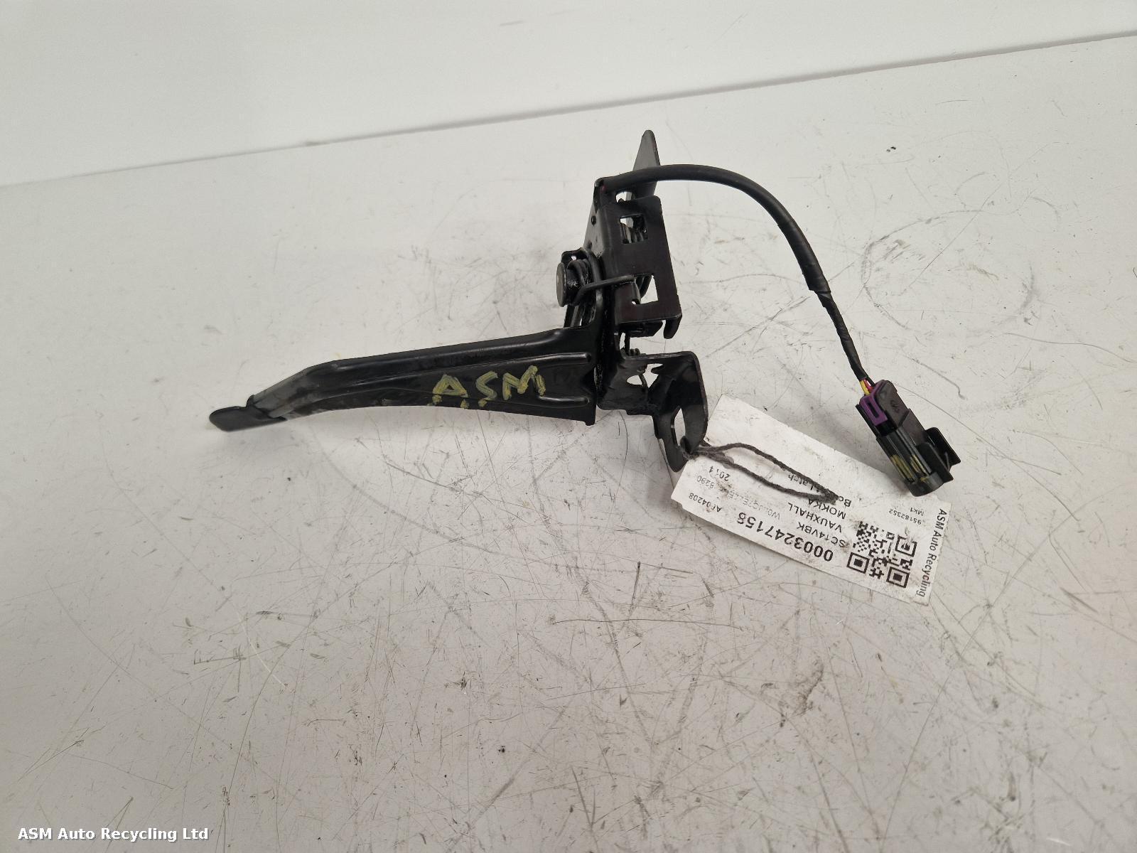 View Auto part Bonnet Latch Vauxhall Mokka 2014