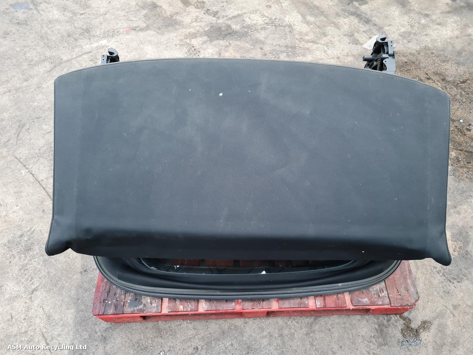 View Auto part Roof Porsche 911 2018