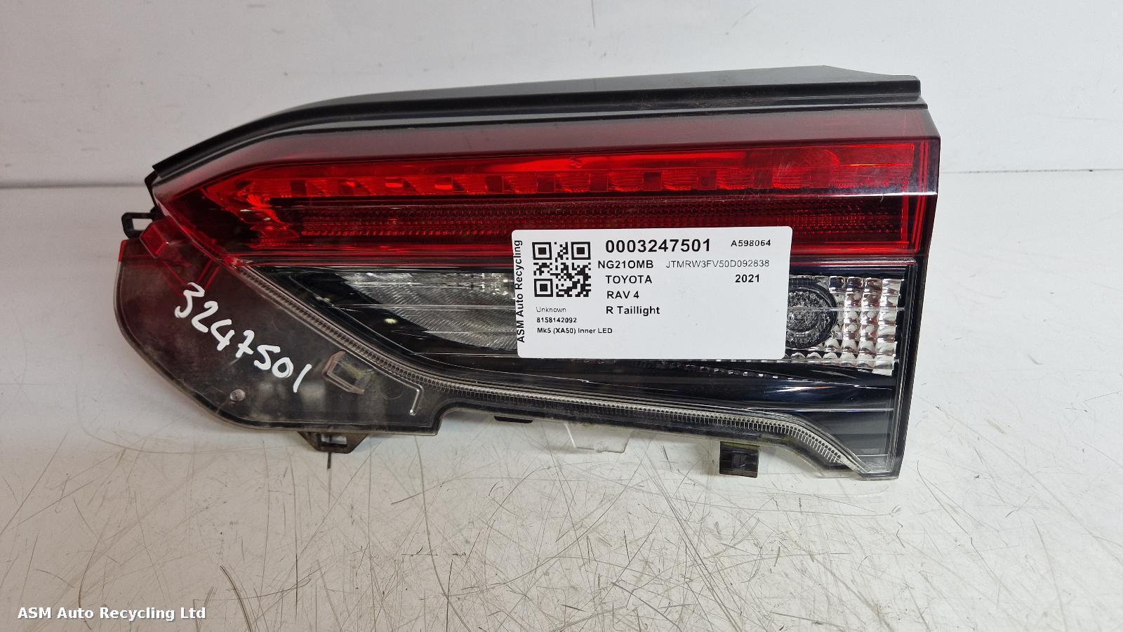 View Auto part R Taillight Toyota Rav 4 2021