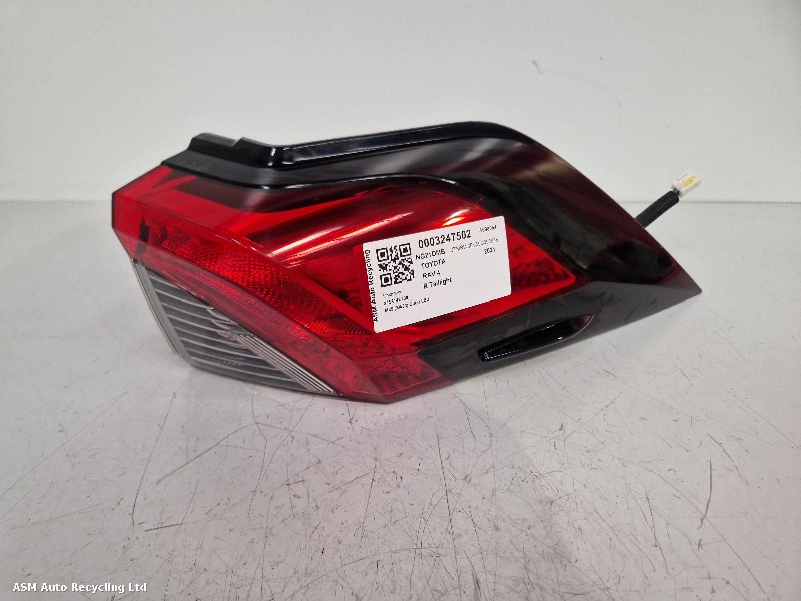 View Auto part R Taillight Toyota Rav 4 2021